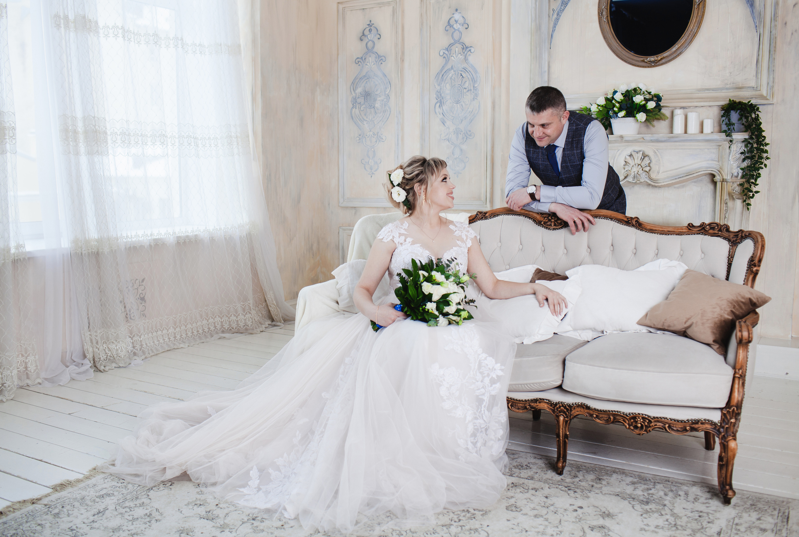 невеста, жених и невеста, костюм жениха, свадебное платье, фотограф Елизавета Сорокина, свадебный фотограф, фотограф на свадьбу, свадебный фотограф спб, фотограф на свадьбу спб, свадебный фотограф в санкт-петербурге, регистрация брака,свадебная фотосессия, фотостудия для свадьбы, образ невесты, свадебная прическа спб, свадебный макияж спб