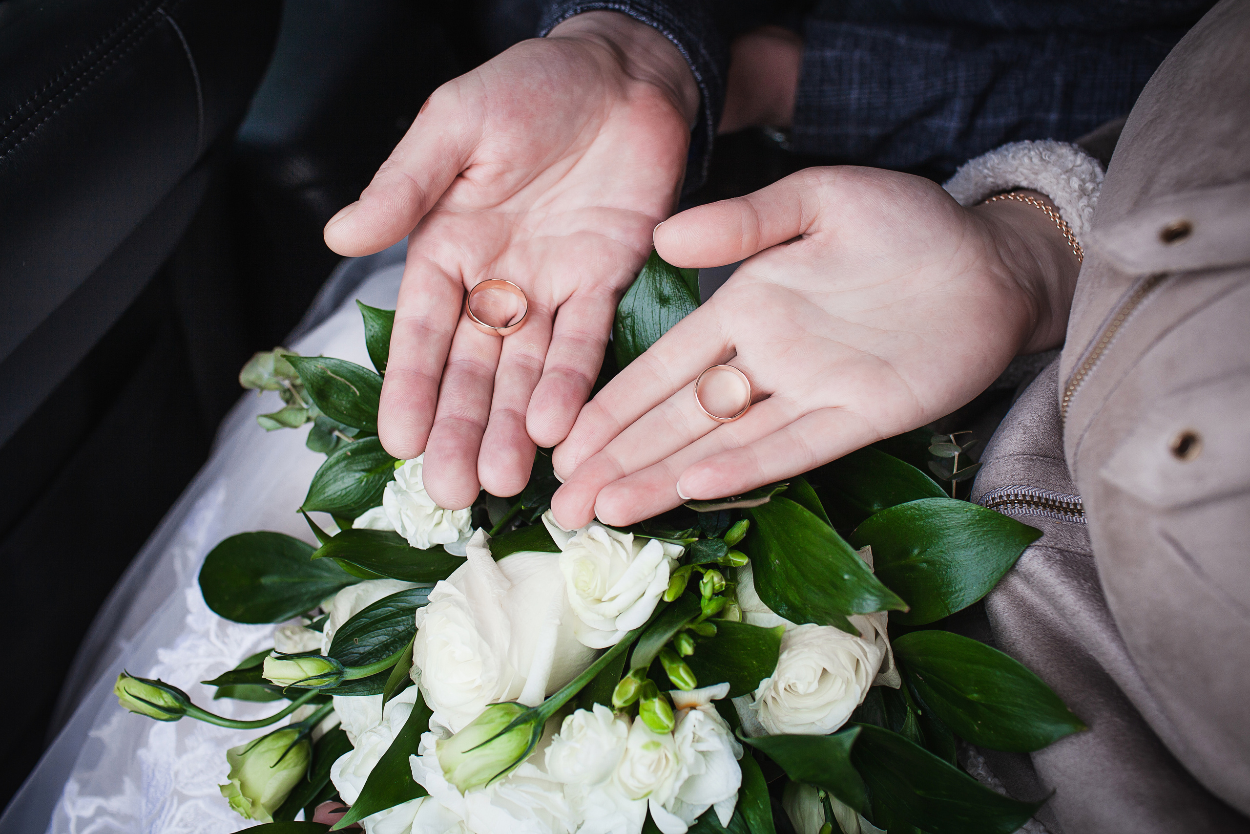 невеста, жених и невеста, костюм жениха, свадебное платье, фотограф Елизавета Сорокина, свадебный фотограф, фотограф на свадьбу, свадебный фотограф спб, фотограф на свадьбу спб, свадебный фотограф в санкт-петербурге, регистрация брака,свадебная фотосессия, фотостудия для свадьбы, образ невесты, свадебная прическа спб, свадебный макияж спб, обручальные кольца