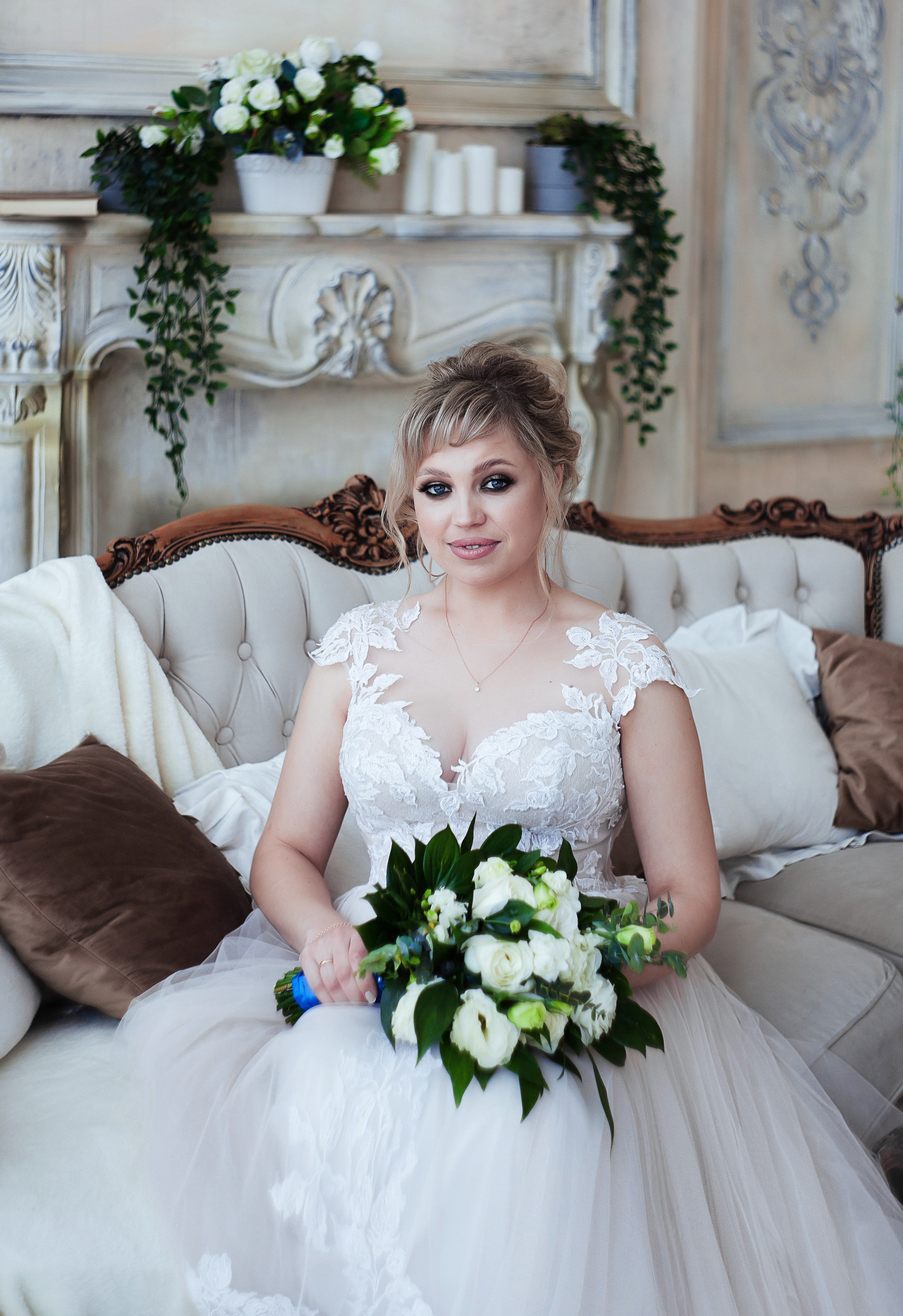 невеста, свадебное платье, фотограф Елизавета Сорокина, свадебный фотограф, фотограф на свадьбу, свадебный фотограф спб, фотограф на свадьбу спб, свадебный фотограф в санкт-петербурге, регистрация брака,свадебная фотосессия, фотостудия для свадьбы, образ невесты, свадебная прическа спб, свадебный макияж спб, сборы невесты, фотосессия сборов невесты