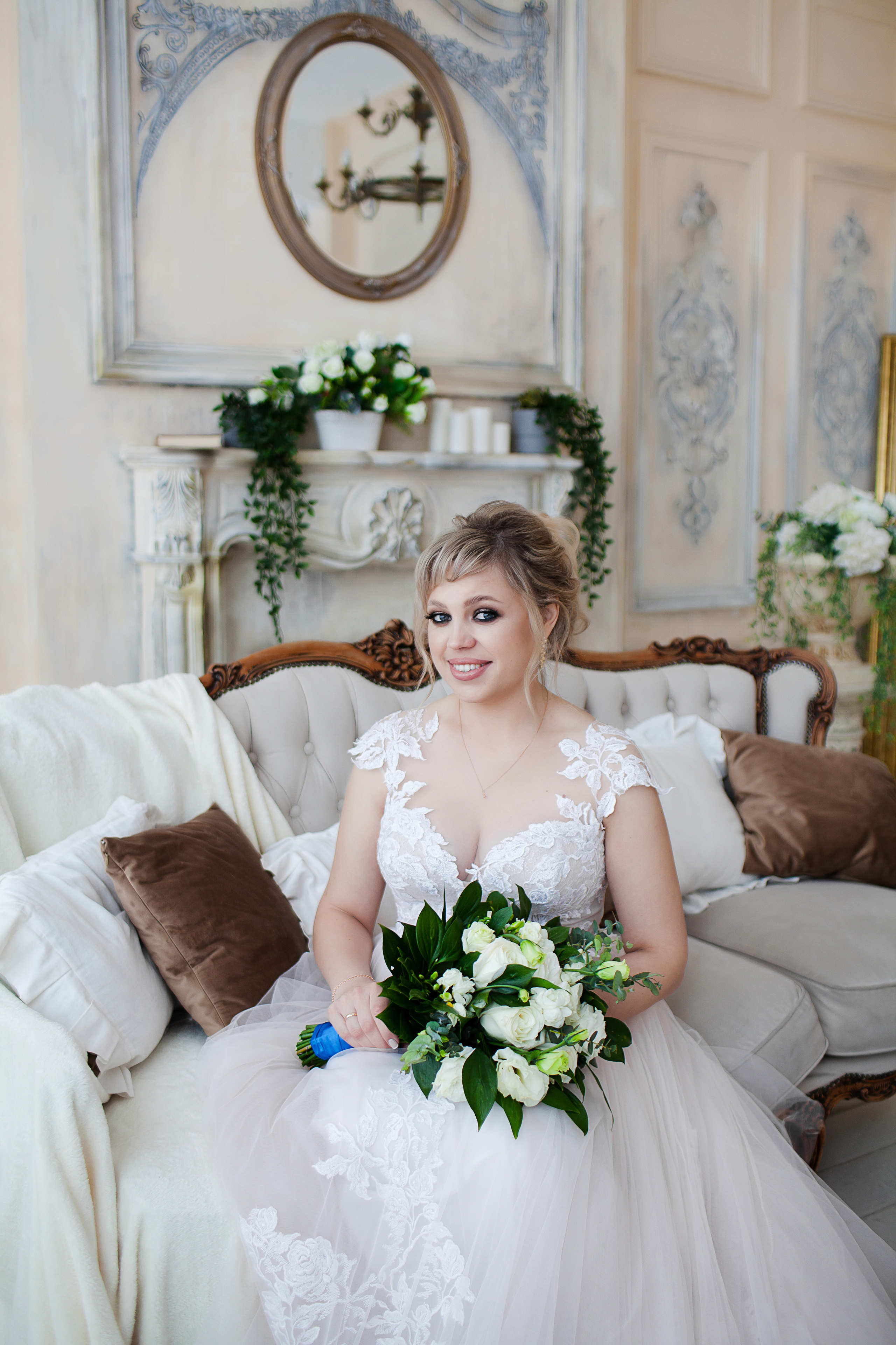 невеста, свадебное платье, фотограф Елизавета Сорокина, свадебный фотограф, фотограф на свадьбу, свадебный фотограф спб, фотограф на свадьбу спб, свадебный фотограф в санкт-петербурге, регистрация брака,свадебная фотосессия, фотостудия для свадьбы, образ невесты, свадебная прическа спб, свадебный макияж спб, сборы невесты, фотосессия сборов невесты