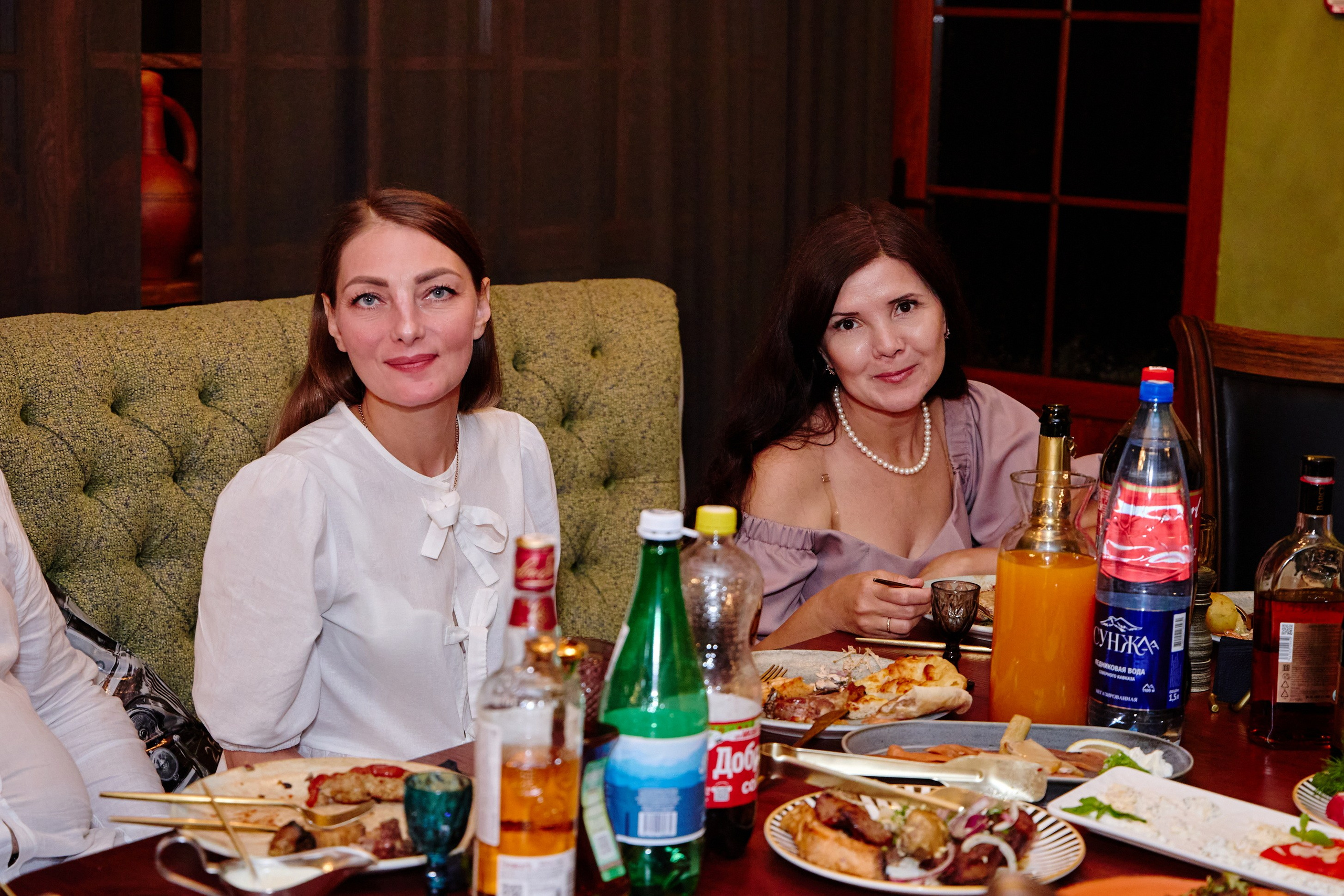 Выпускной 35 Сош. Фотограф Выпускные альбомы Таганрог Сергей Коробченко