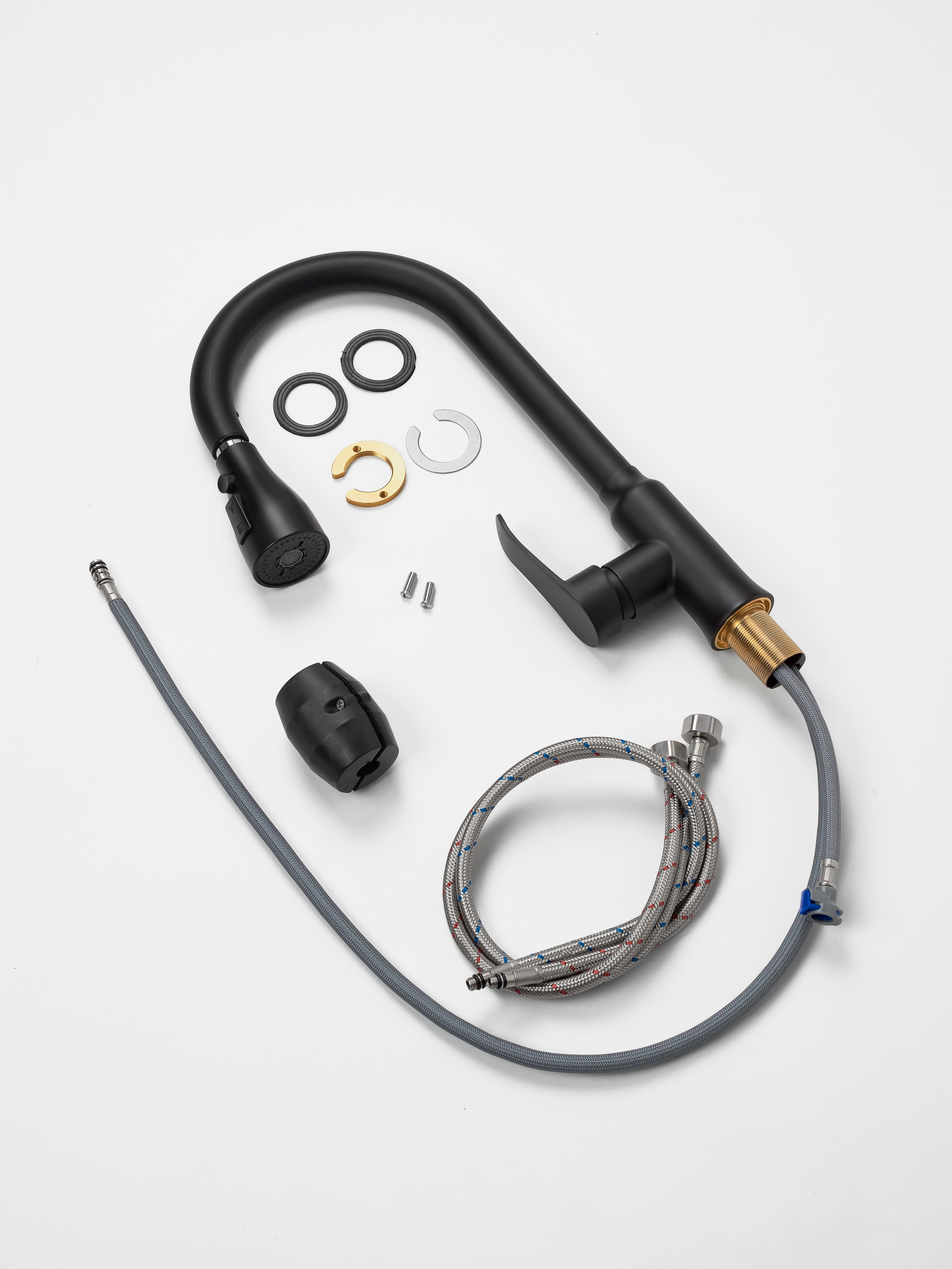 Краны. Предметный фотограф, инфографика и видео в Санкт-Петербурге