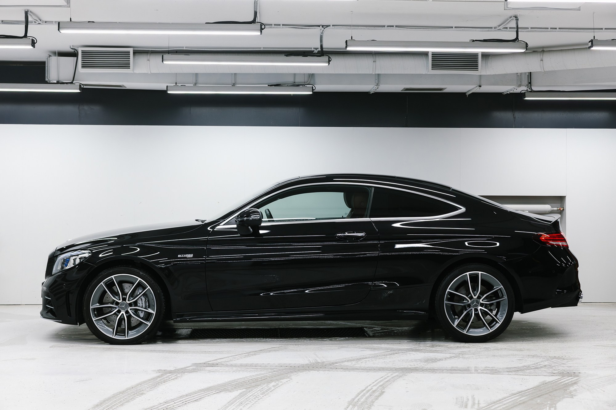 Mercedes-Benz C-класс AMG 2.0 AT, 2023, 9 450 км. Автосалон «Х-Авто»