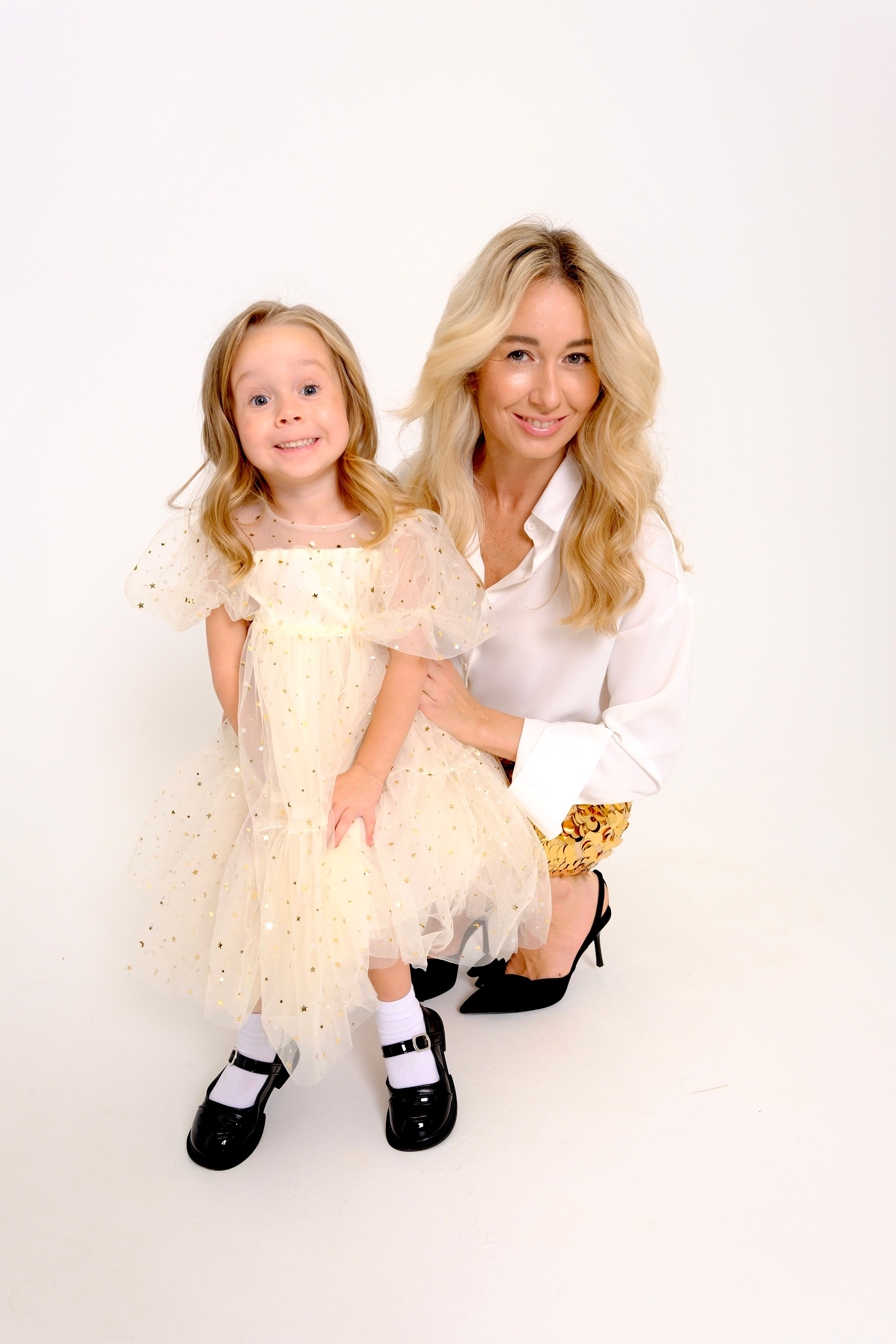 Семейные фото в студии. Фотограф и художник в Москве Евгения Нюнина