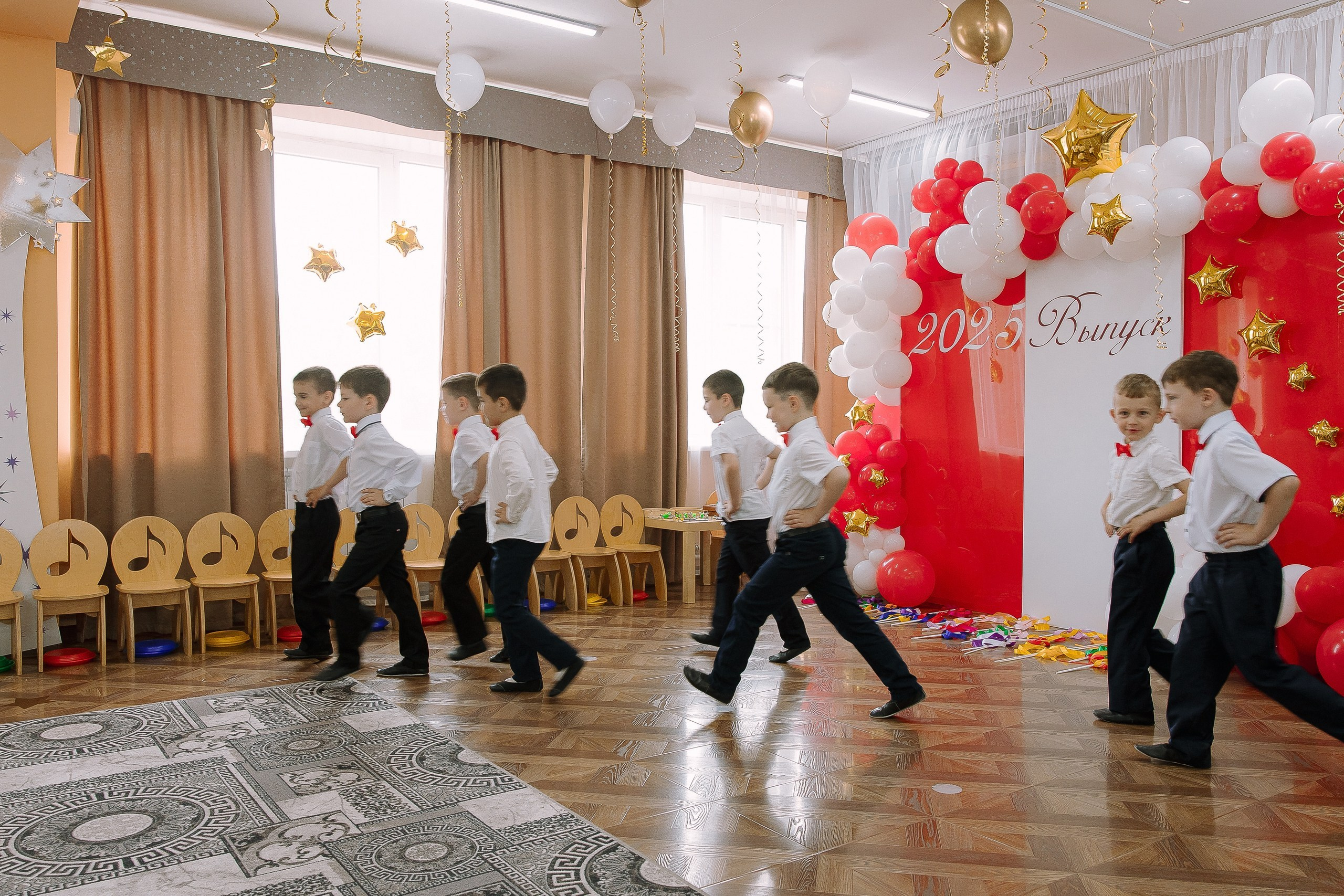 Выпускной в ДС 26. Выпускные альбомы Натальи Бутко: Новороссийск, Анапа, Геленджик