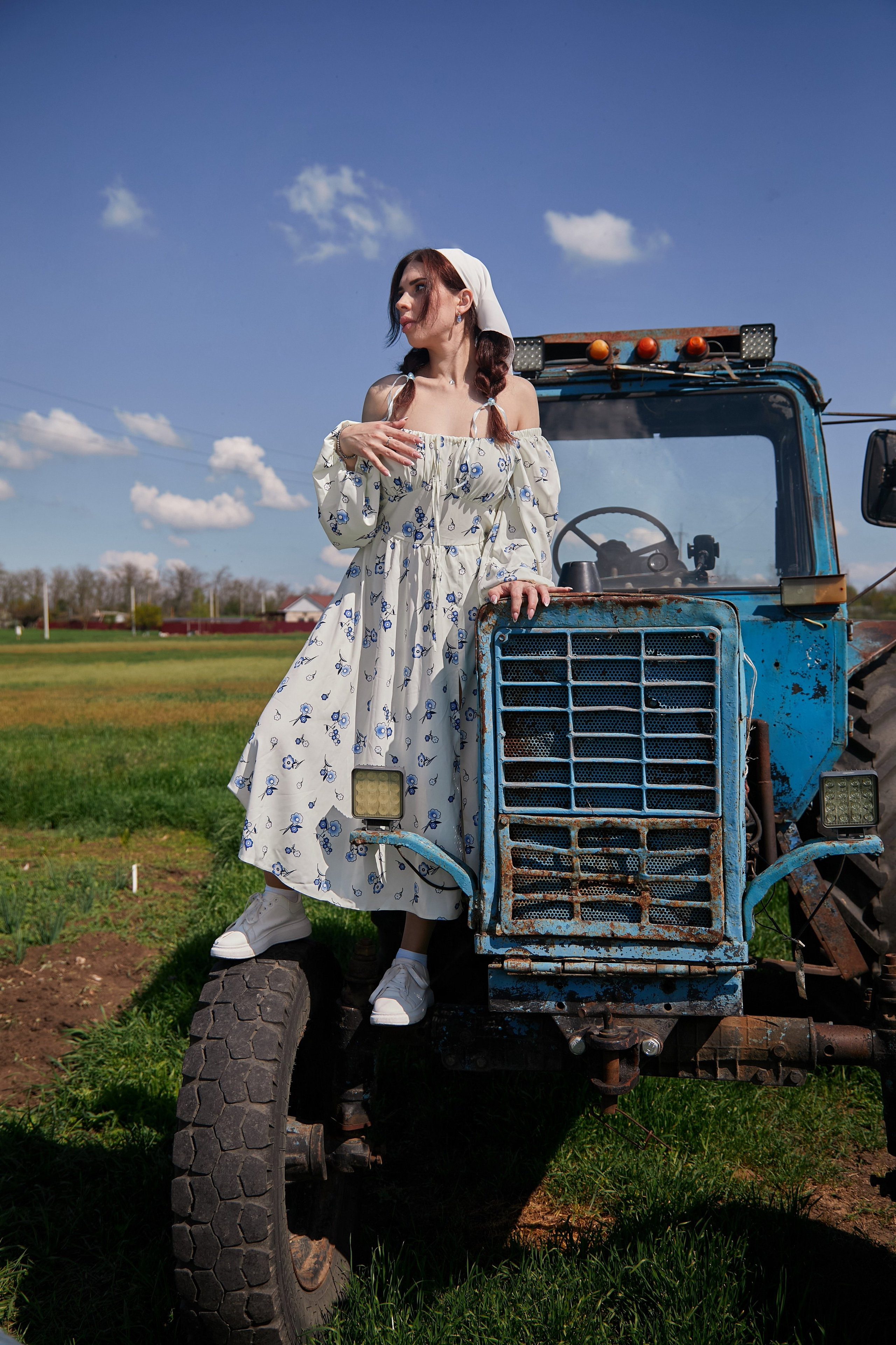 «Трактор». Свадебный и креативный фотограф в ЮФО и МСК