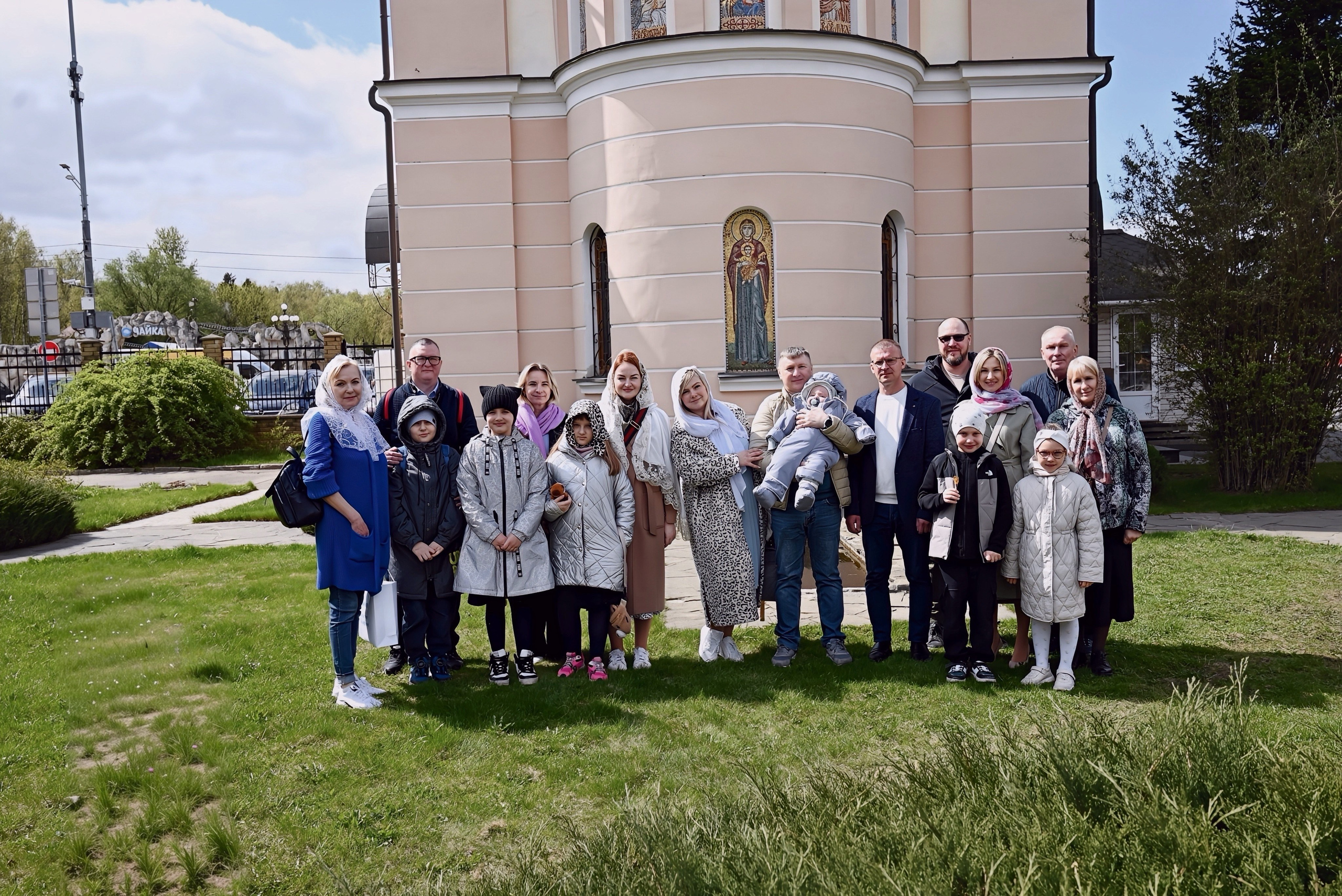 Крещение мама Лилия. Семейный и детский фотограф Москва