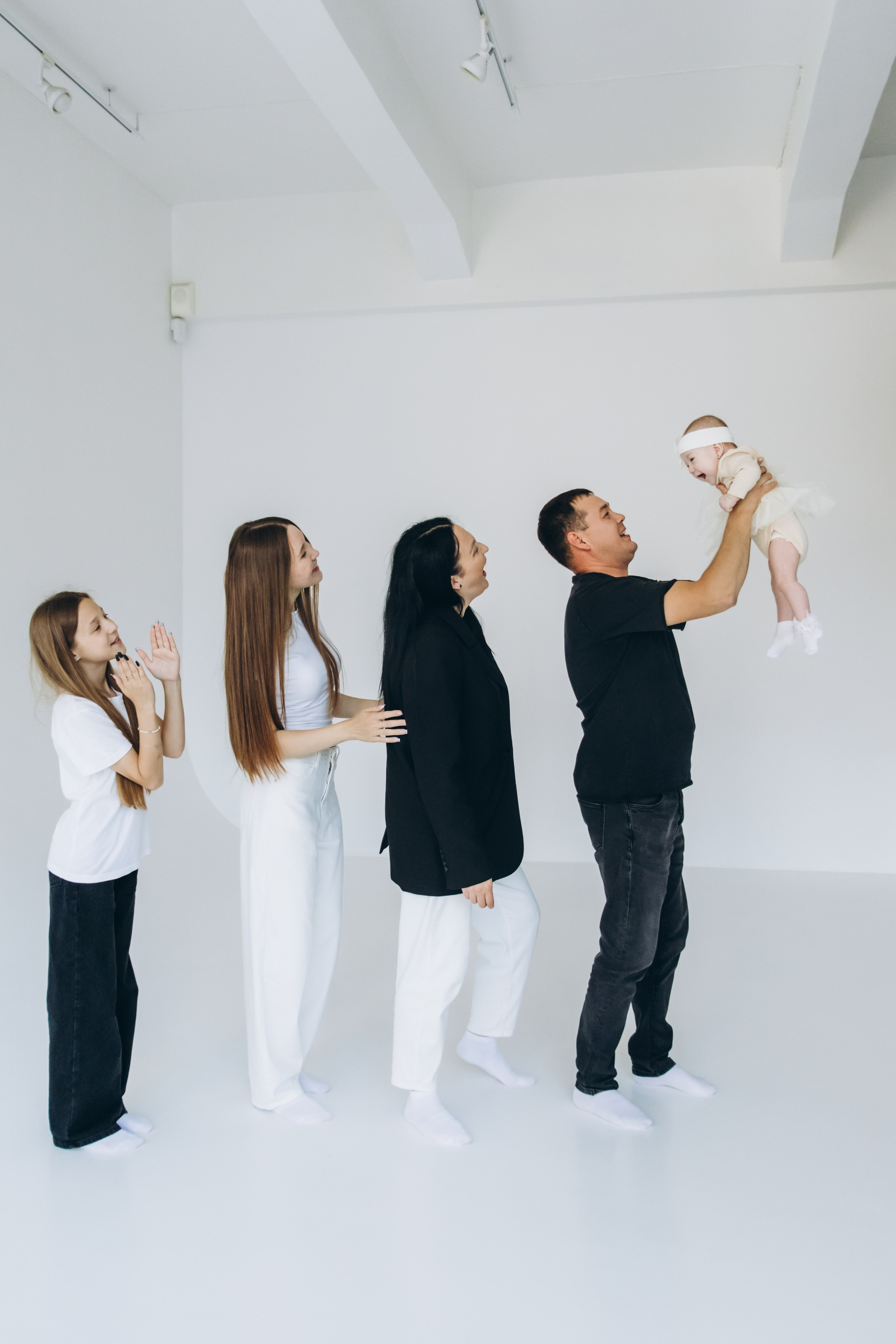 Семейная фотосессия в студии, Екатеринбург. Фотограф в Екатеринбурге Пойгина Елена