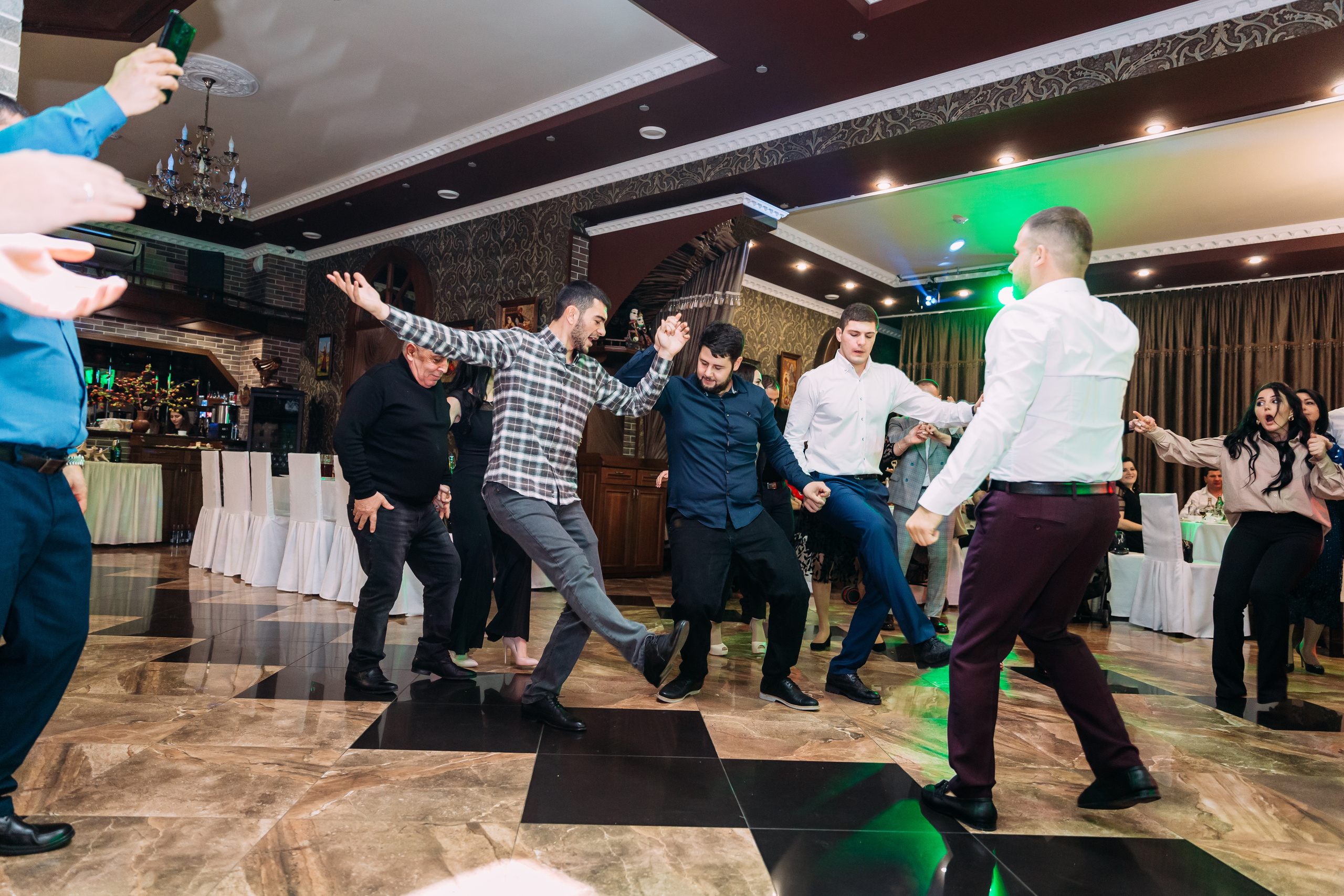 Армен 20 лет. Семейный и репортажный фотограф в Иркутске Людмила Лиханская