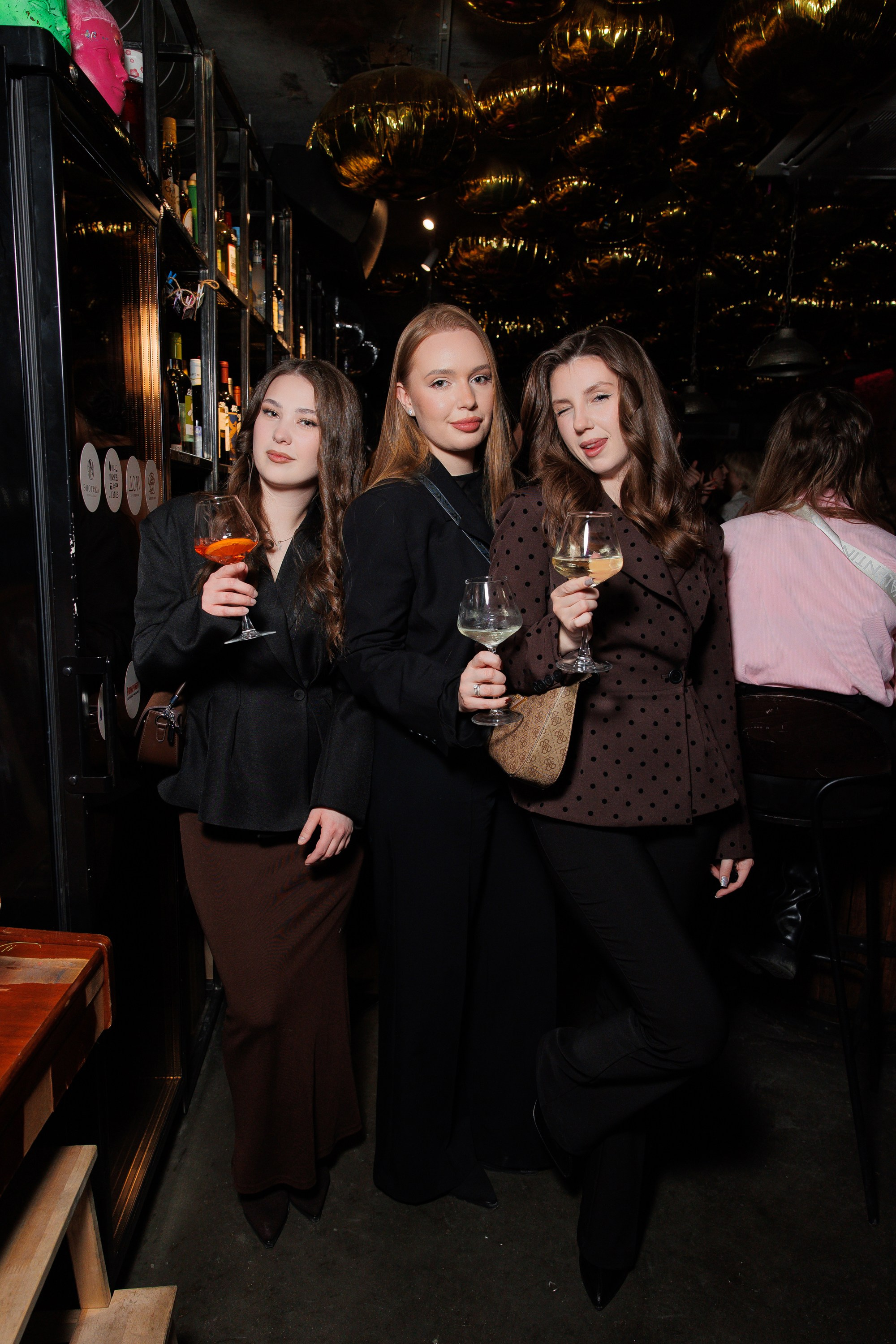 ВИНОТЕКА — 8 МАРТА. СВОИ. ФОТООТЧЕТЫ-СОБЫТИЯ-МЕСТА