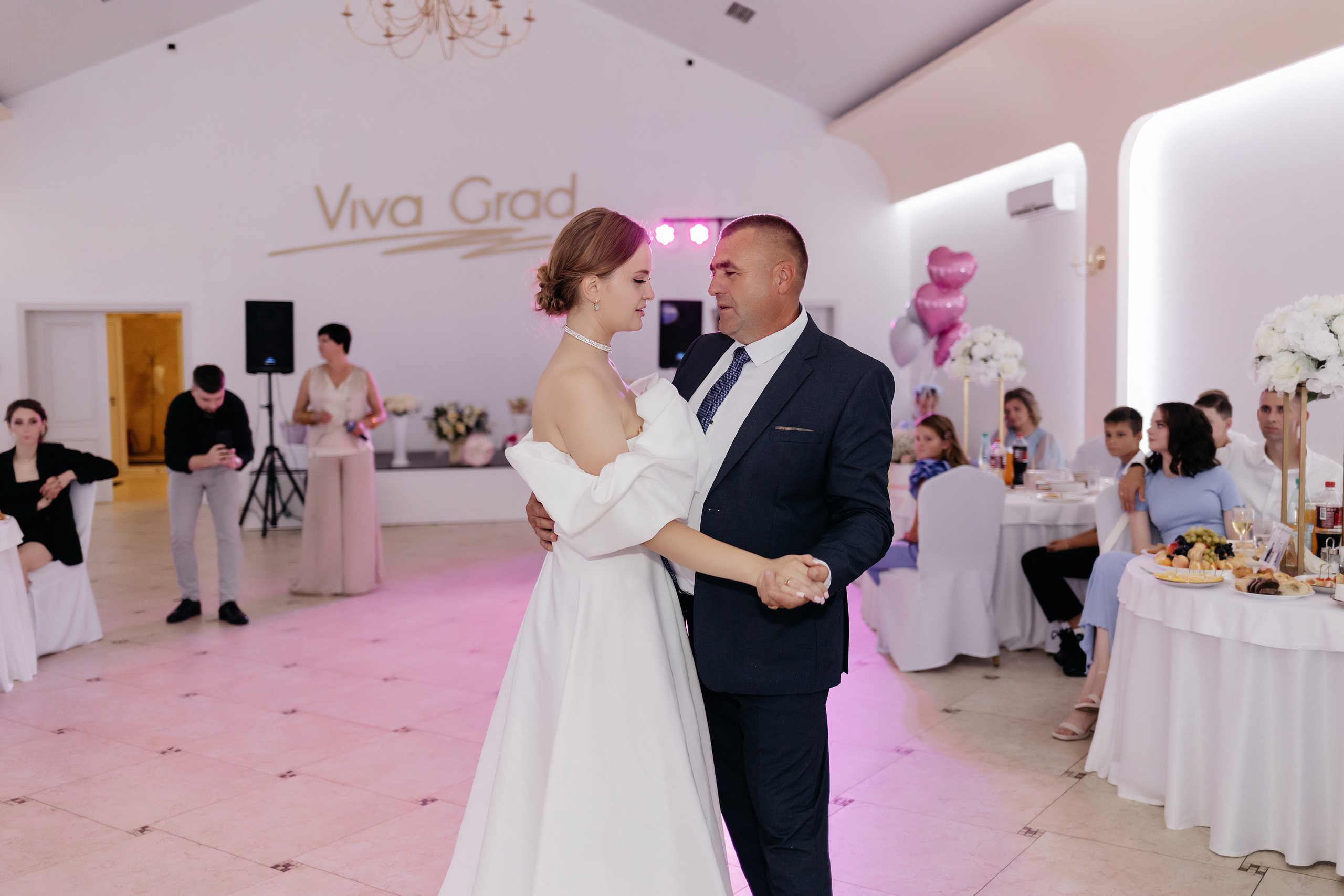 Валерия и Дмитрий. Свадебный фотограф в Пскове и Санкт-Петербурге | Анна Голикова