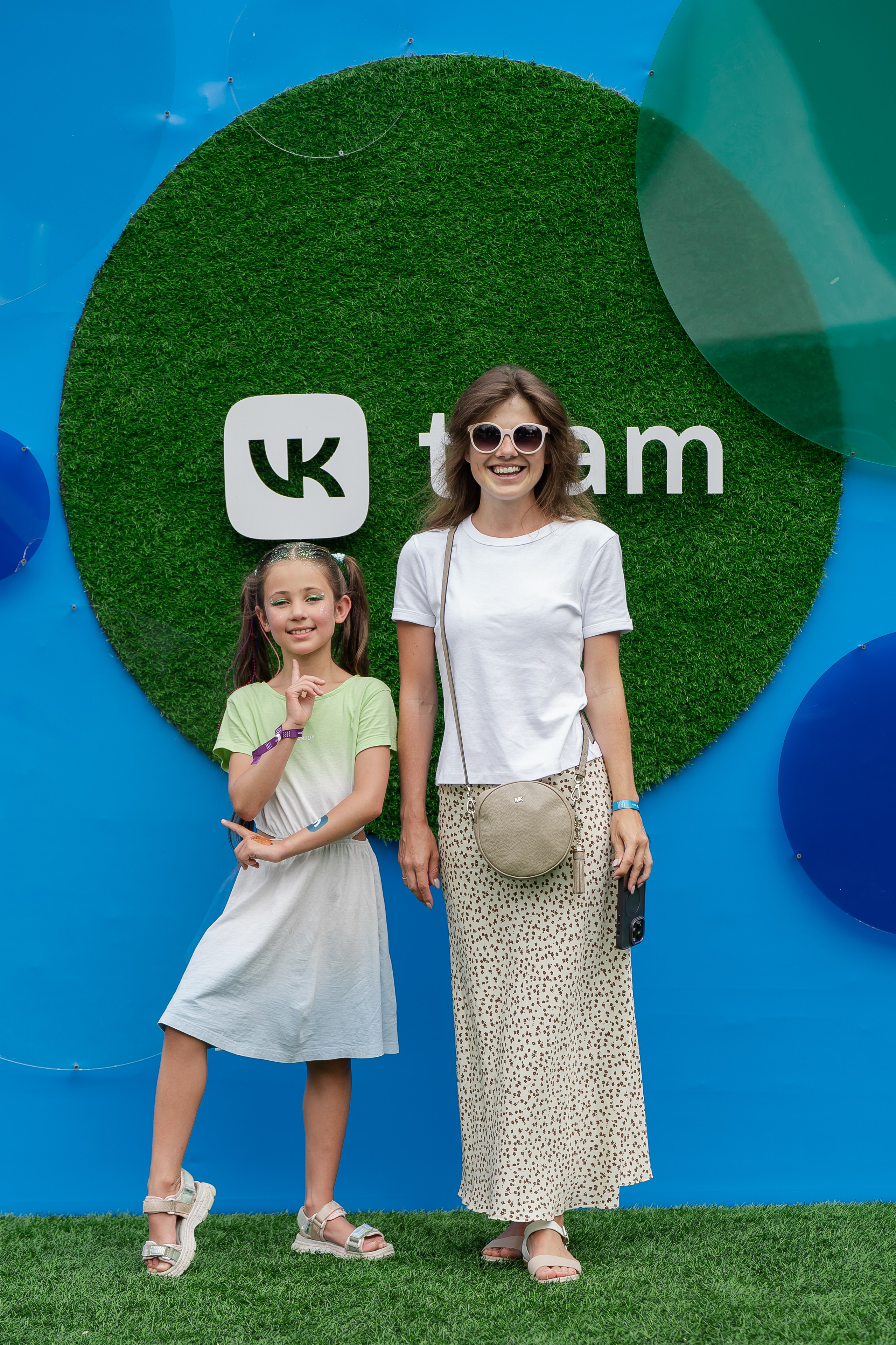 ВК ФЕСТ. Репортажный и свадебный фотограф в Москве