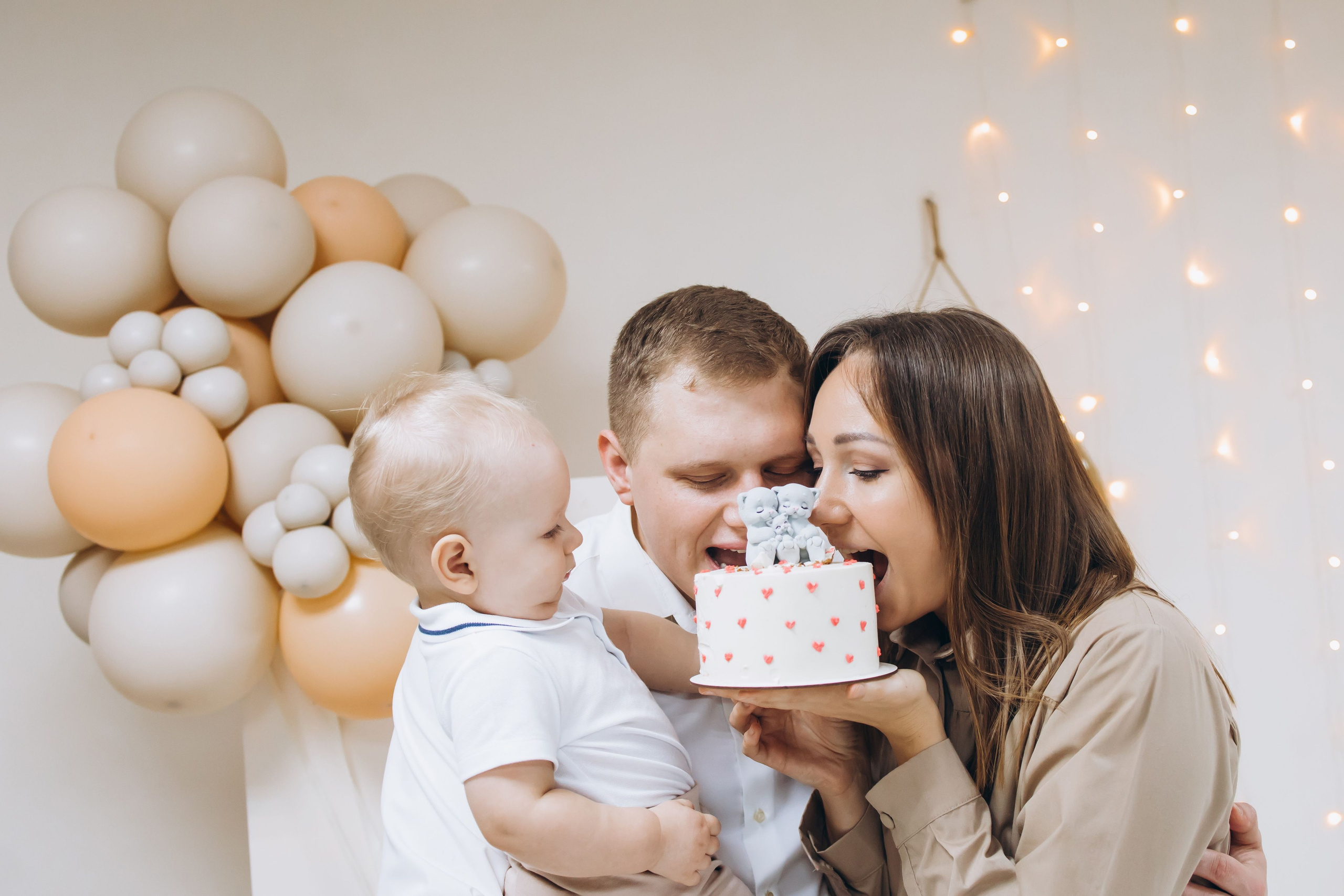 Первый годик. Семейный фотограф Нижневартовск Тюмень Ефимова Ирина