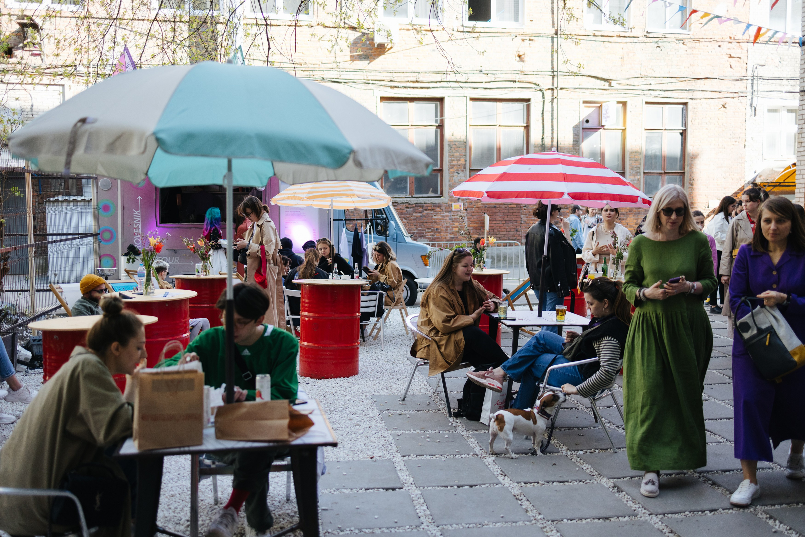 22–23 апреля 2023 в пространстве «Поле». Фотоотчеты «Ламбада-маркета»