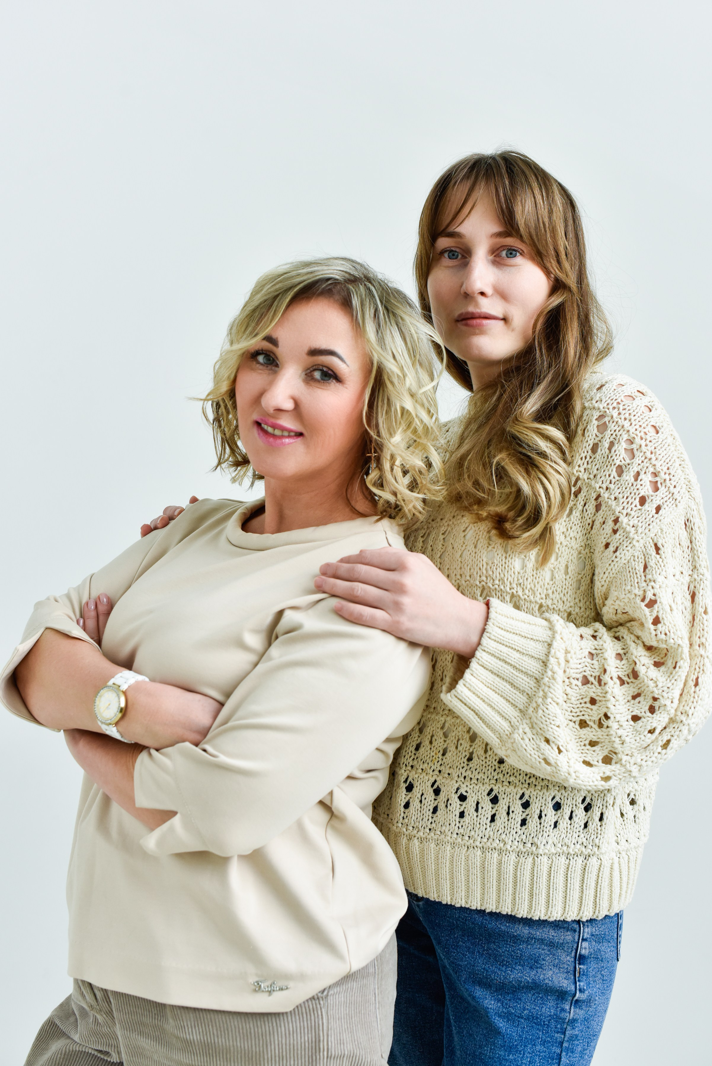 Юля и Алёна