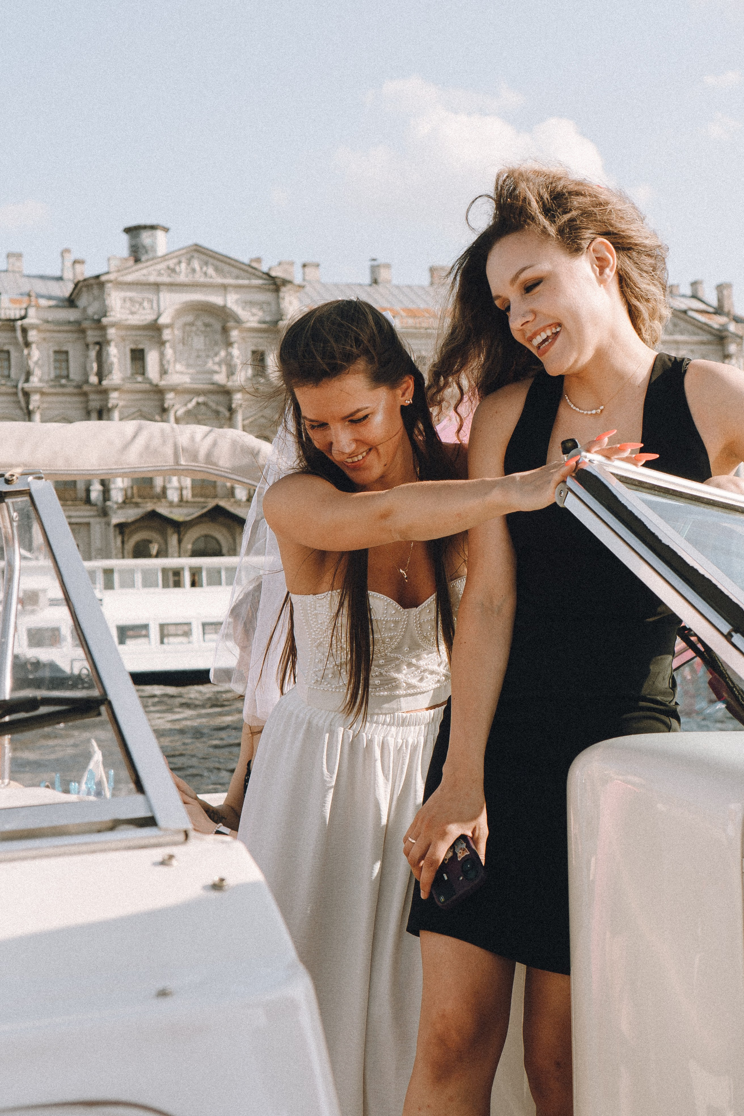 ДЕВИЧНИК НА КАТЕРЕ. Профессиональный фотограф, Санкт-Петербург — Виктория Богомолова