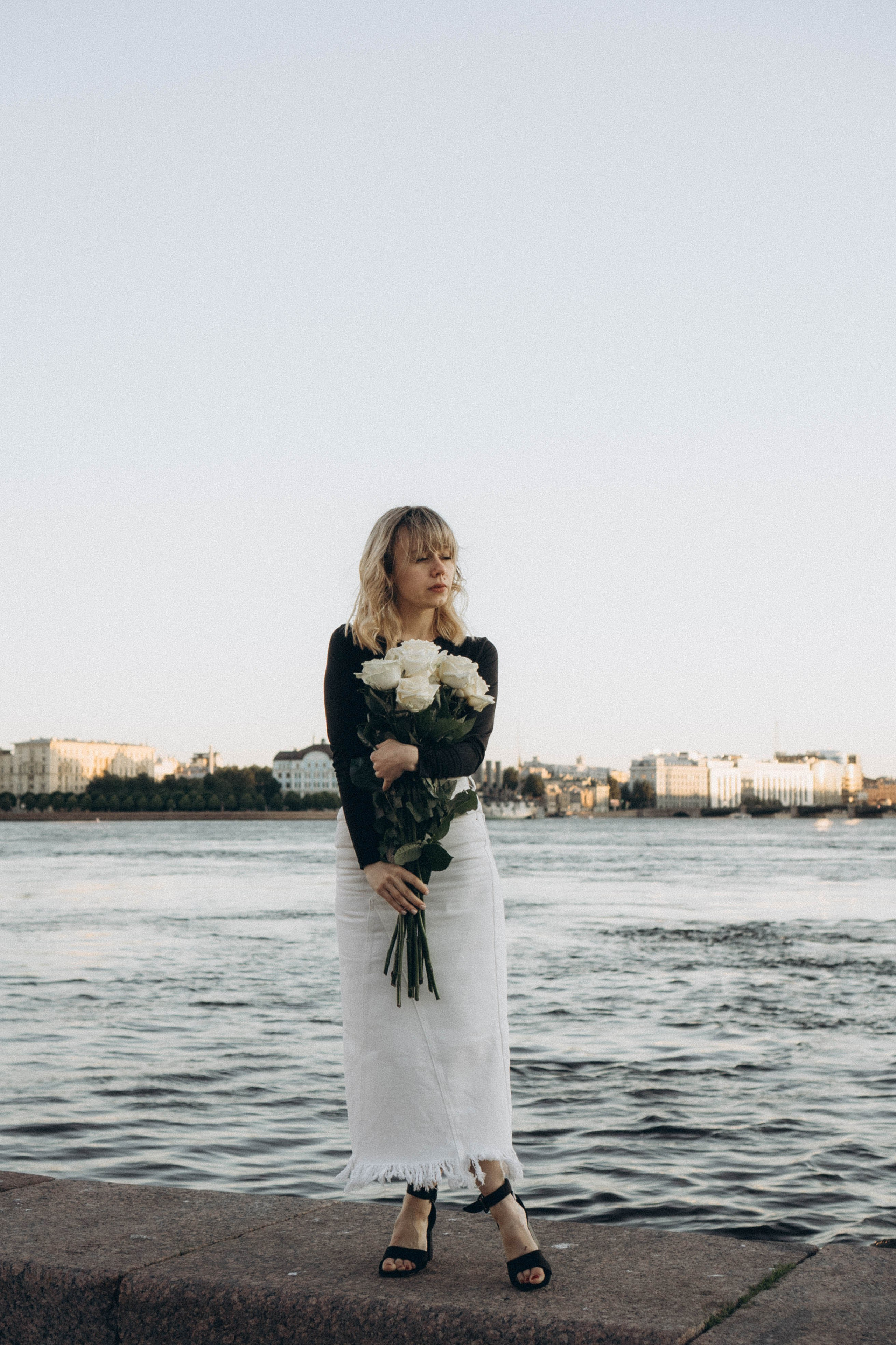 ПРОГУЛКА ПО ГОРОДУ В БЕЛЫЕ НОЧИ (другой вариант). Профессиональный фотограф, Санкт-Петербург — Виктория Богомолова