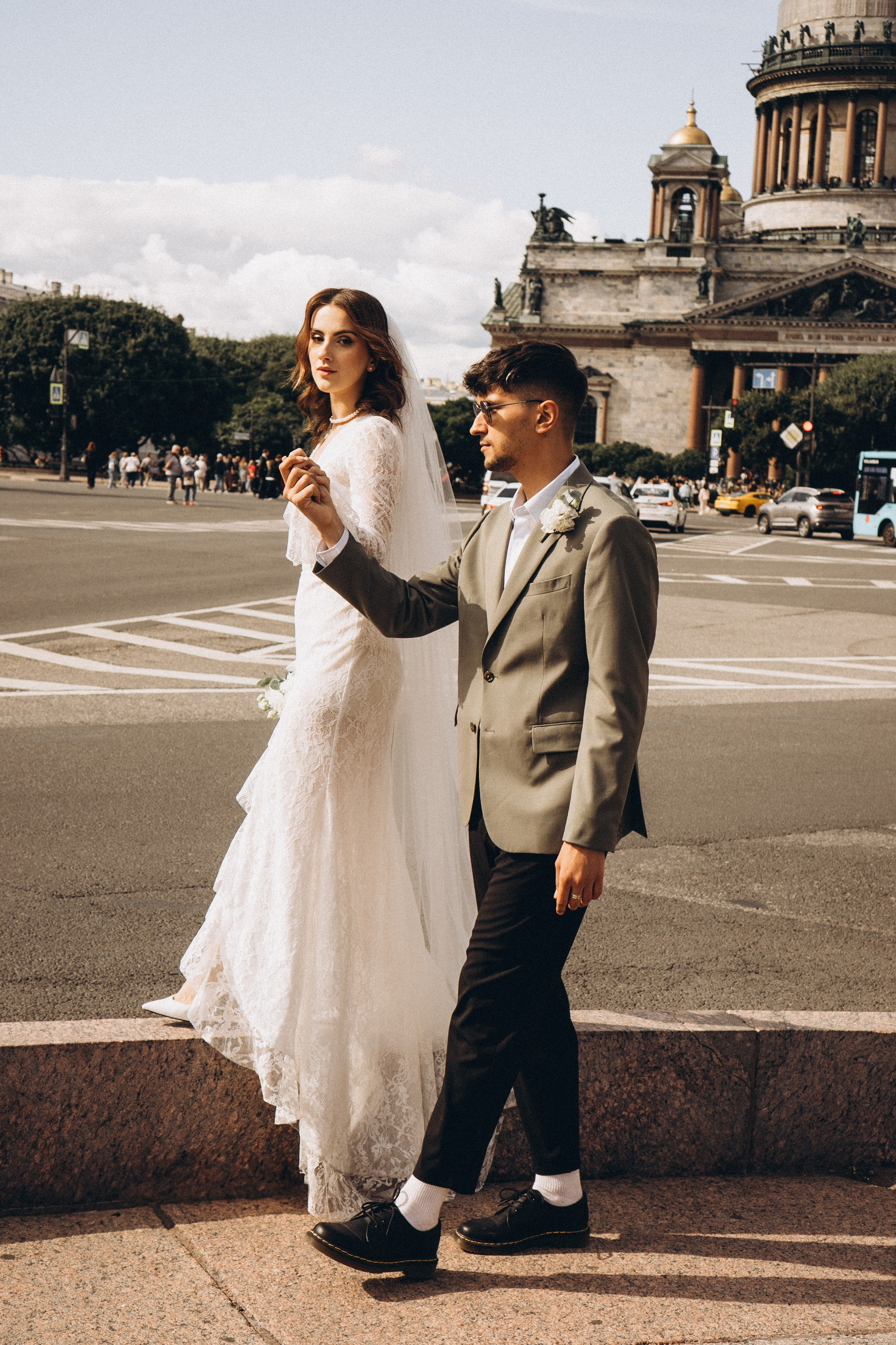 СВАДЕБНАЯ ПРОГУЛКА ВОЗЕ ИСАИКЕВСКОГО СОБОРА АСТОРИИ И ЗАКОНОДАЛЕТНОГО СОБРАНИЯ. Профессиональный фотограф, Санкт-Петербург — Виктория Богомолова
