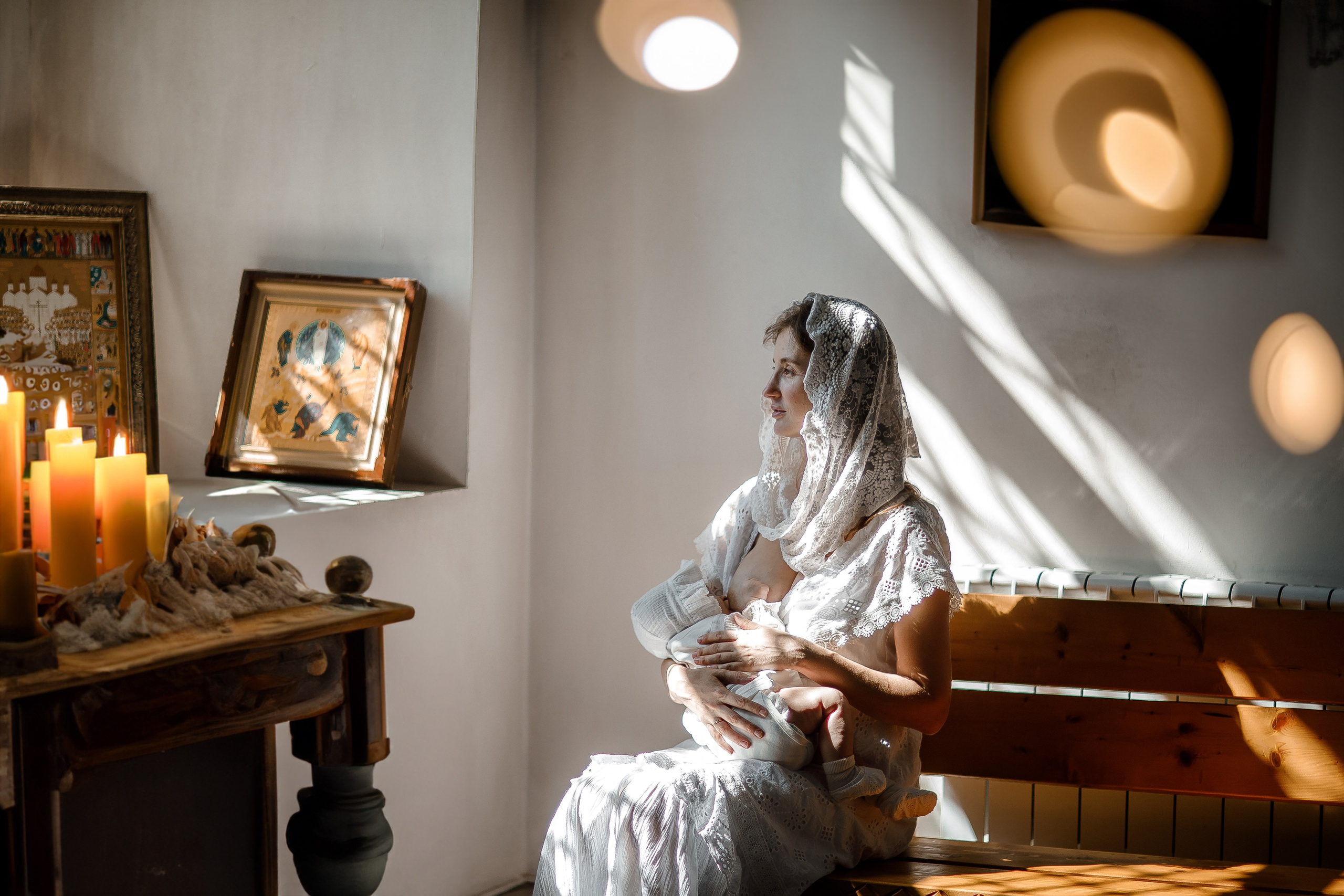 Таинство крещения. Фотограф материнства и таинства кормления Екатерина Кузьмин