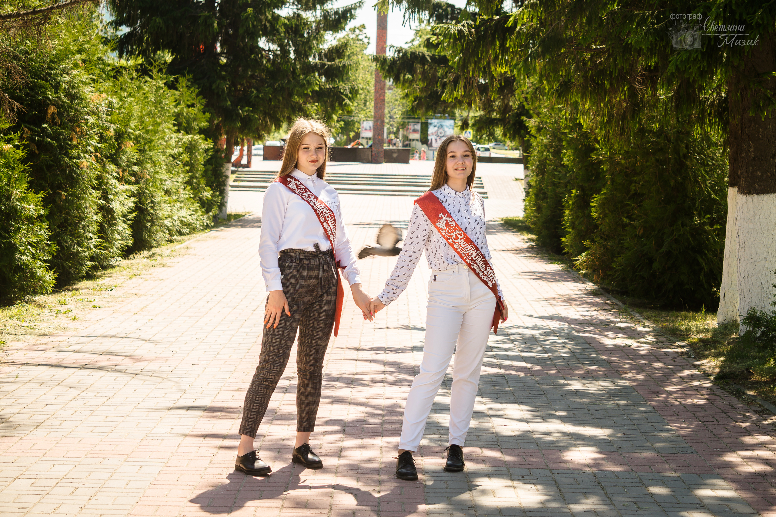 Фотосъемка в детском саду фотосъемка в школе Дипломы Выпускник Фотопла. Фотосъемка в детском саду и школе. Фотоальбомы и фотокниги ВЫПУСКНИК