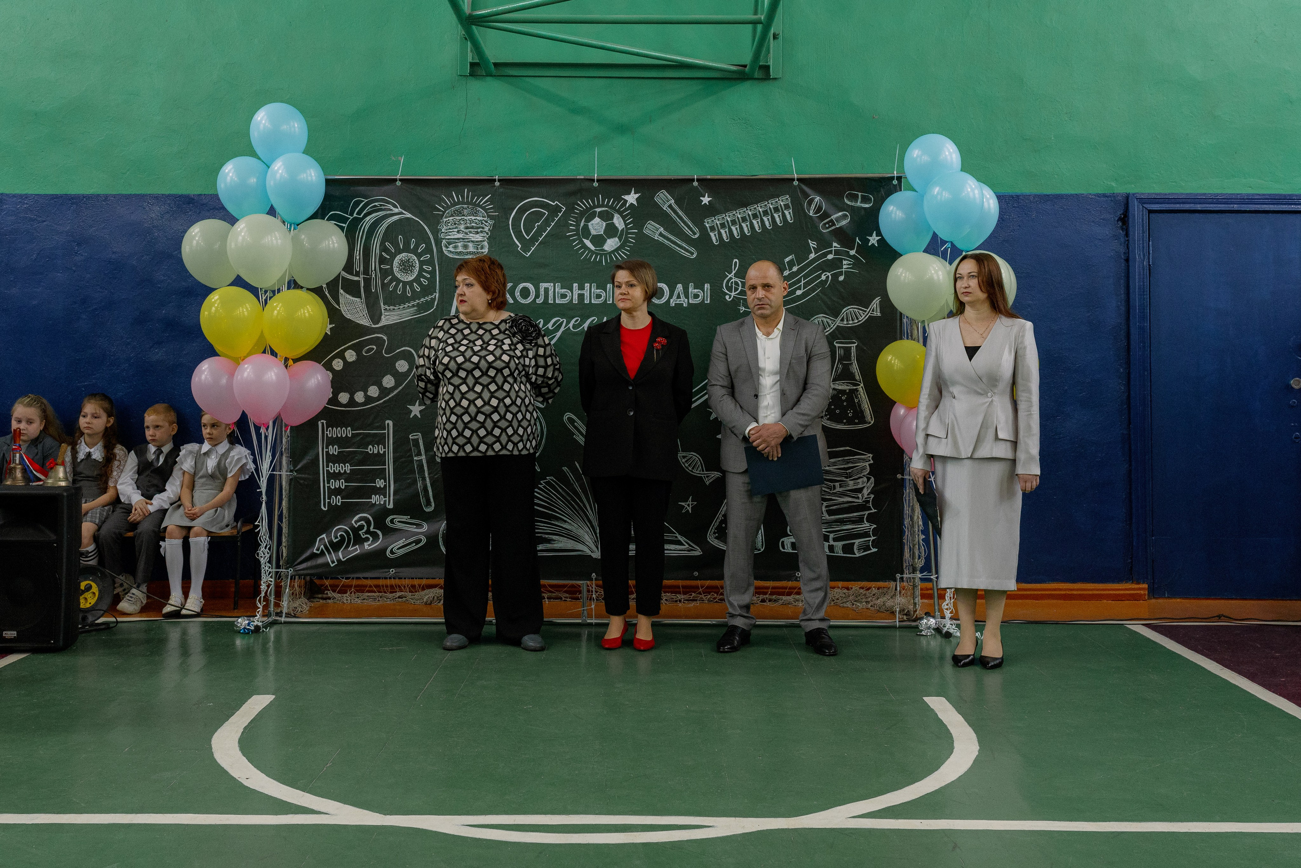ПОСЛЕДНИЙ ЗВОНОК 2026. 9Б. Фотограф Юлия Коняева