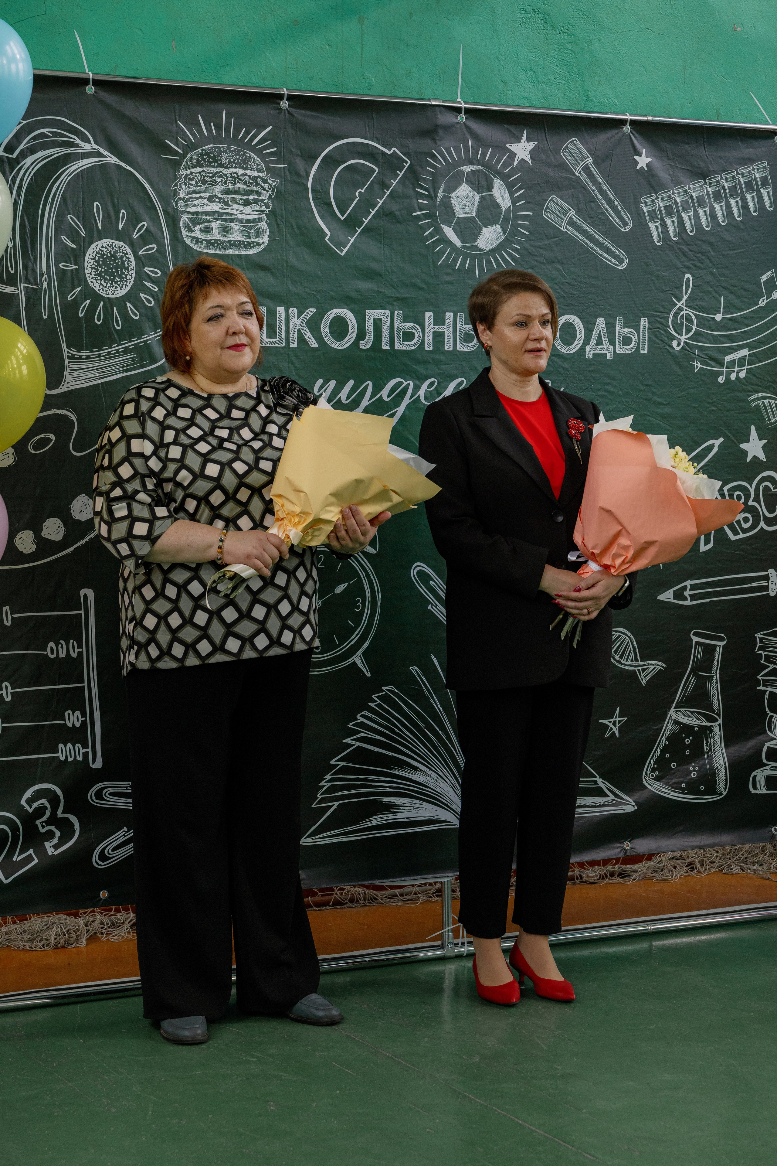 ПОСЛЕДНИЙ ЗВОНОК 2026. 9Б. Фотограф Юлия Коняева