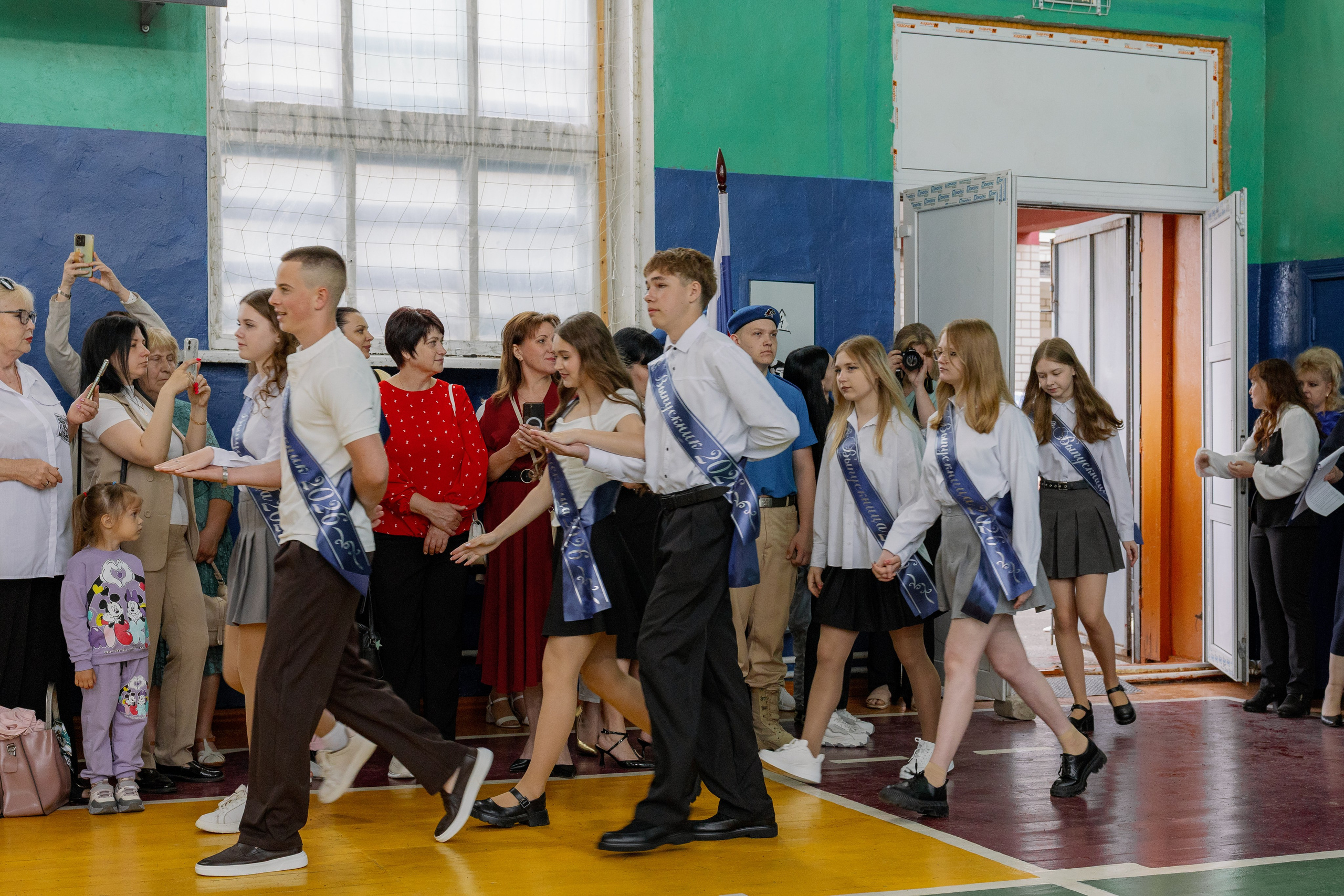 ПОСЛЕДНИЙ ЗВОНОК 2026. 9Б. Фотограф Юлия Коняева