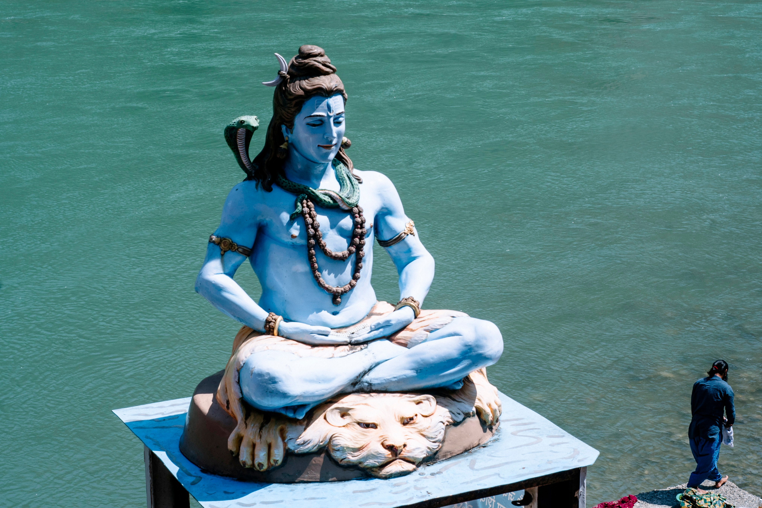 Ришикеш стрит. Iraogo