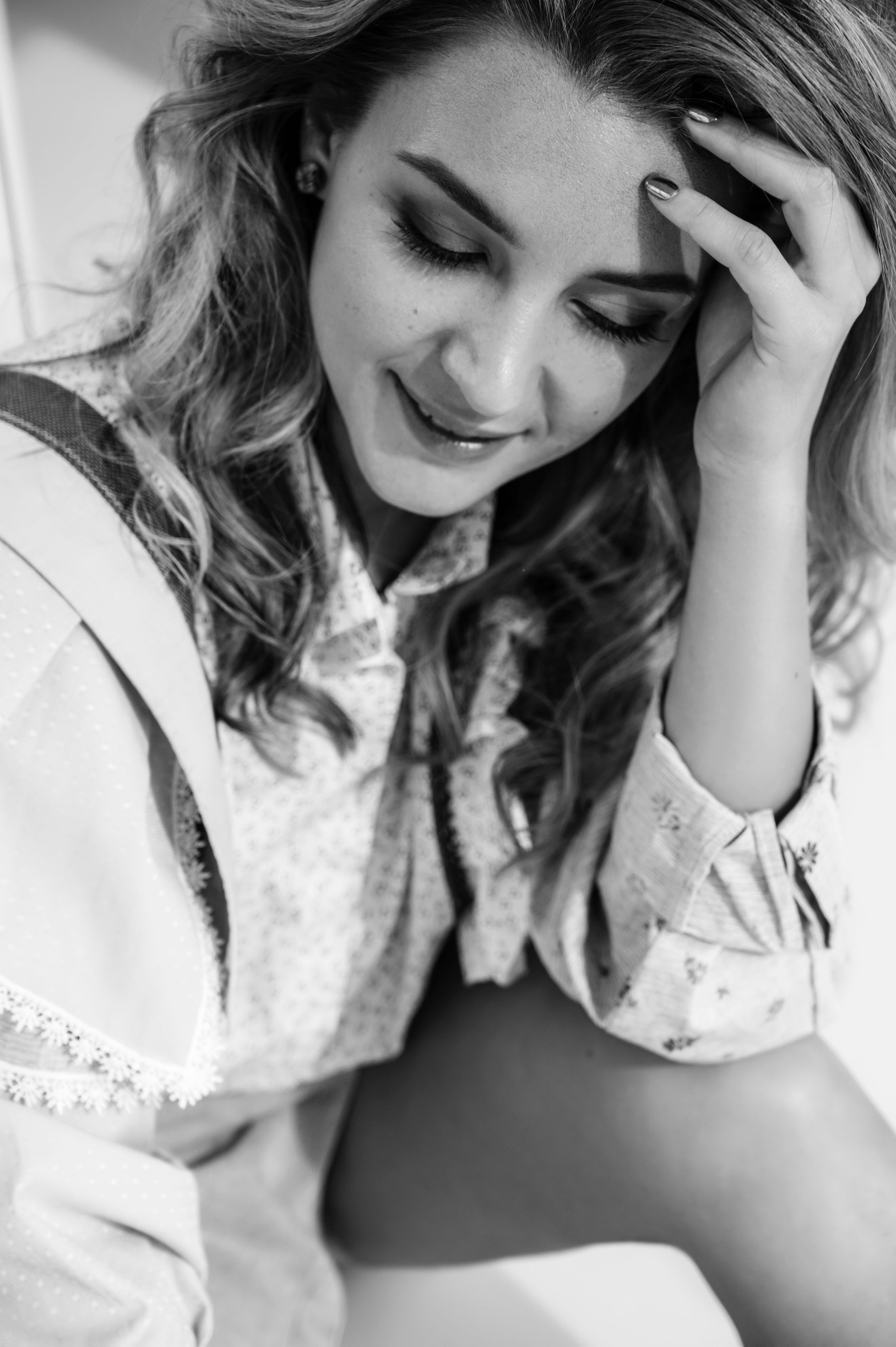 Виктория. Профессиональный фотограф беременности в СПБ. Стильные фотосессии беременности в стиле минимализм и классическая фотография