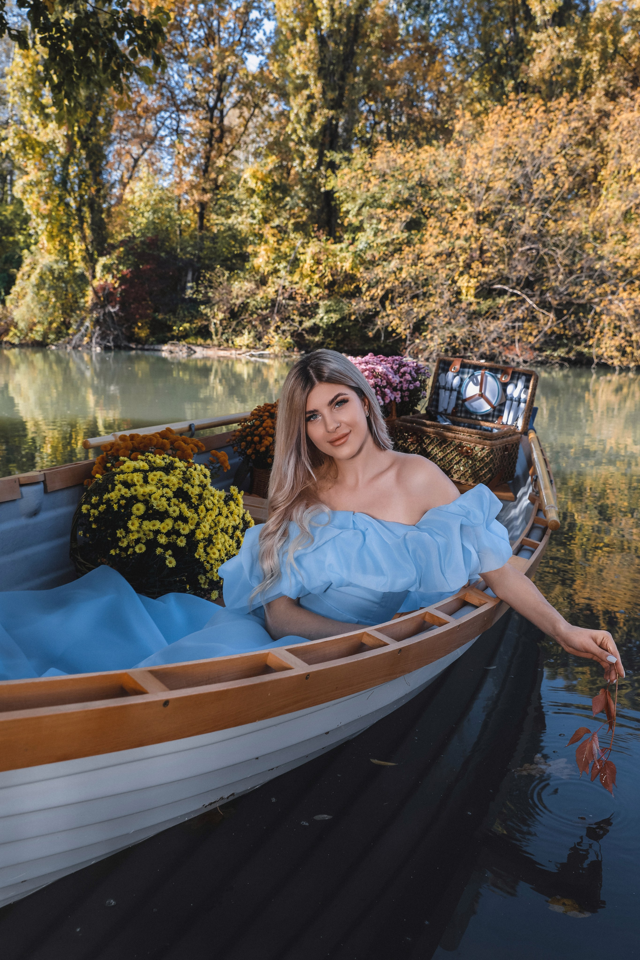 ПРОЕКТ «ЦВЕТОЧНАЯ ЛОДКА». Photographer Viktoriya Markushina «My world throug»