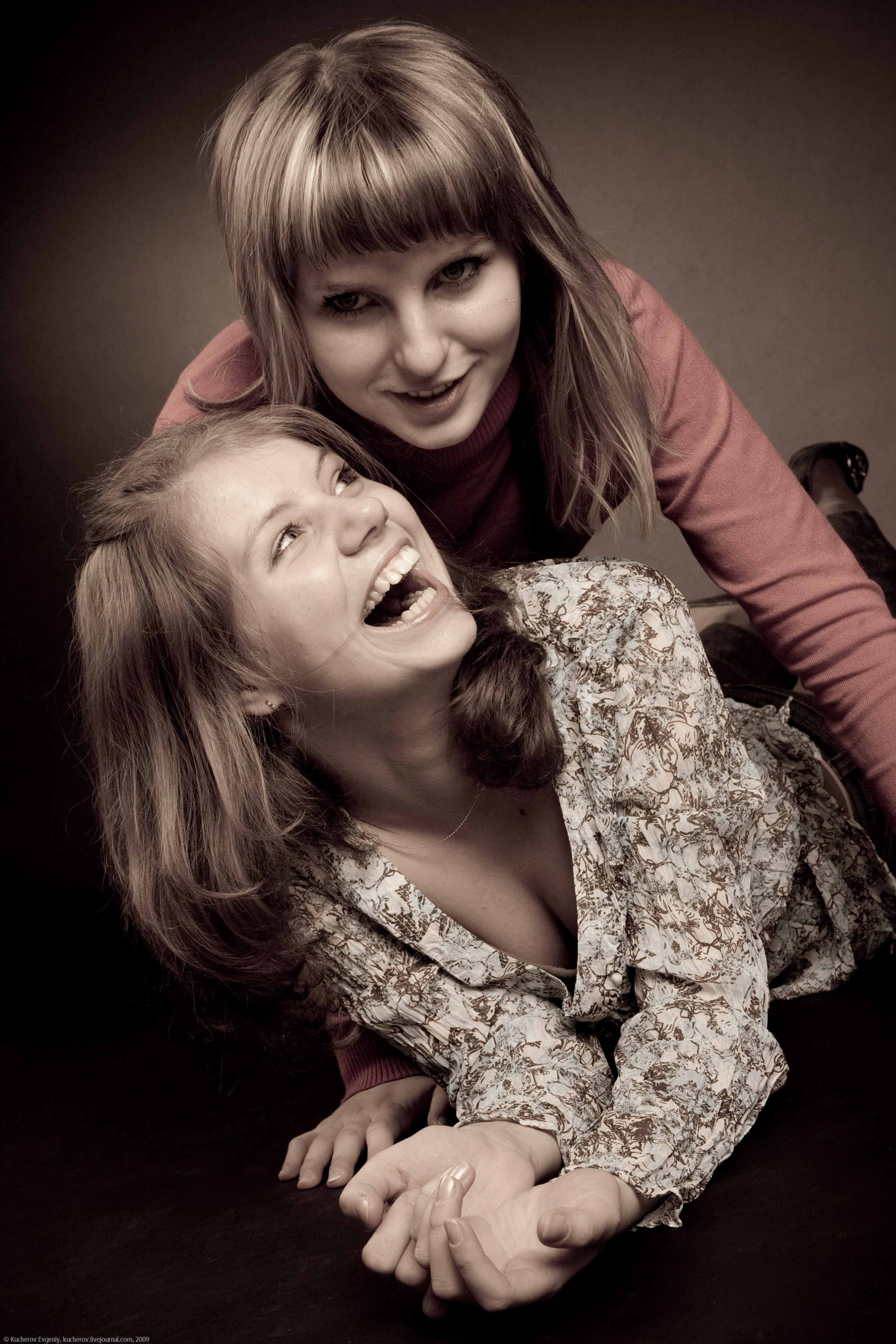 Оля и Наташа. Студия. Кучеров Евгений. Фотограф