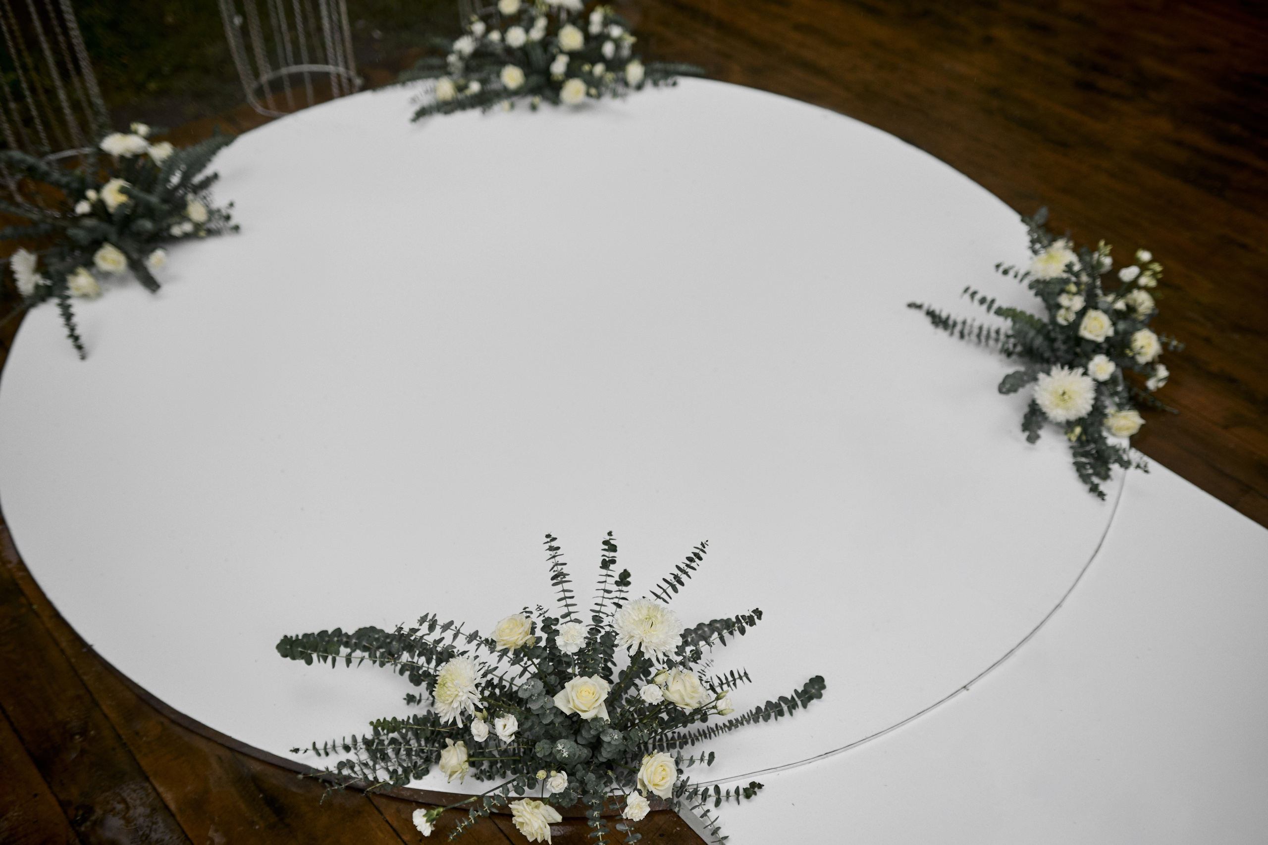 Crystal Swirl. Студия декора НикитинаДекор — оформление мероприятий в Ульяновске. Профессиональное создание эксклюзивных декораций