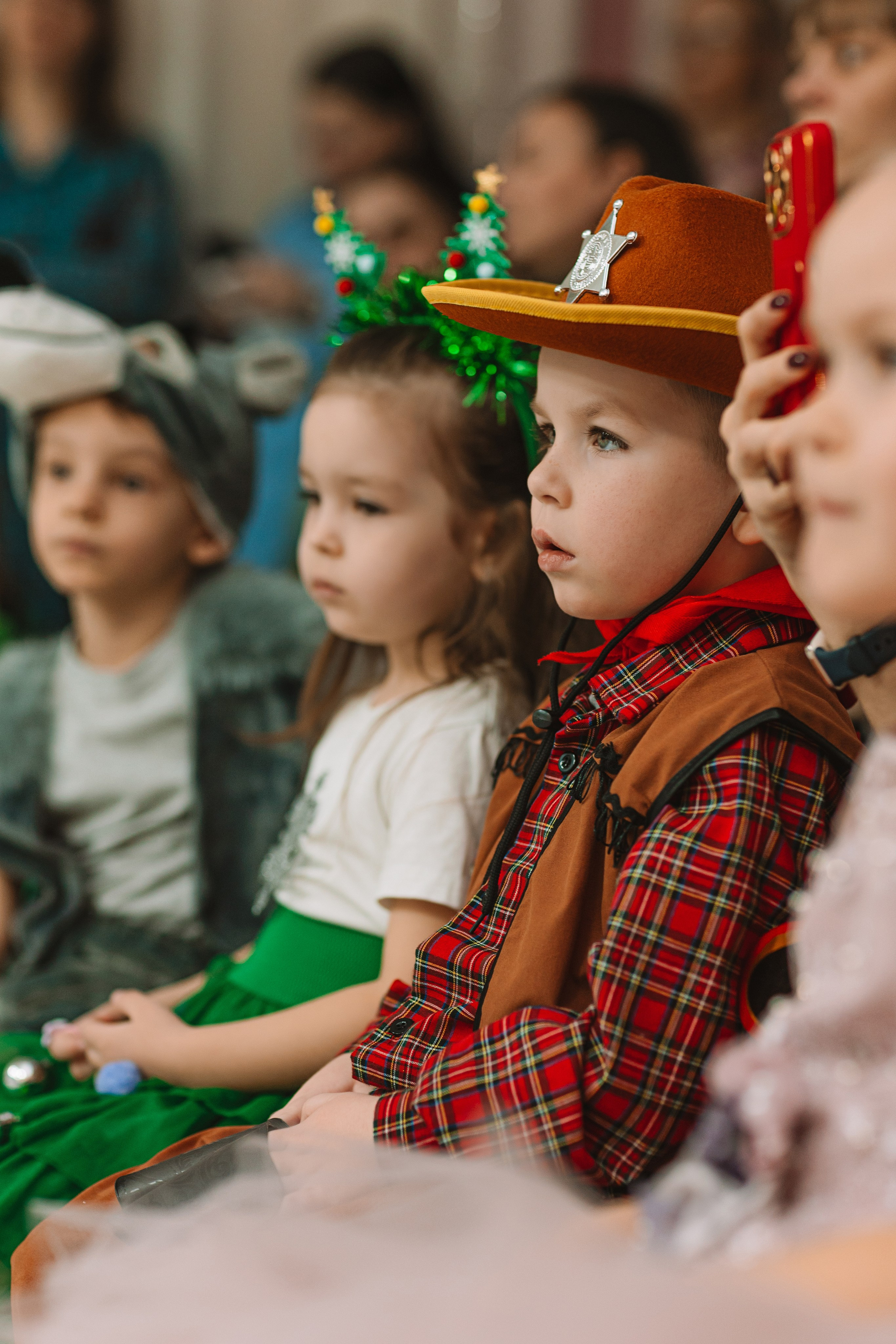 Утренник+портреты. Семейный фотограф Тюмень, фотограф на роды Салмина Мария