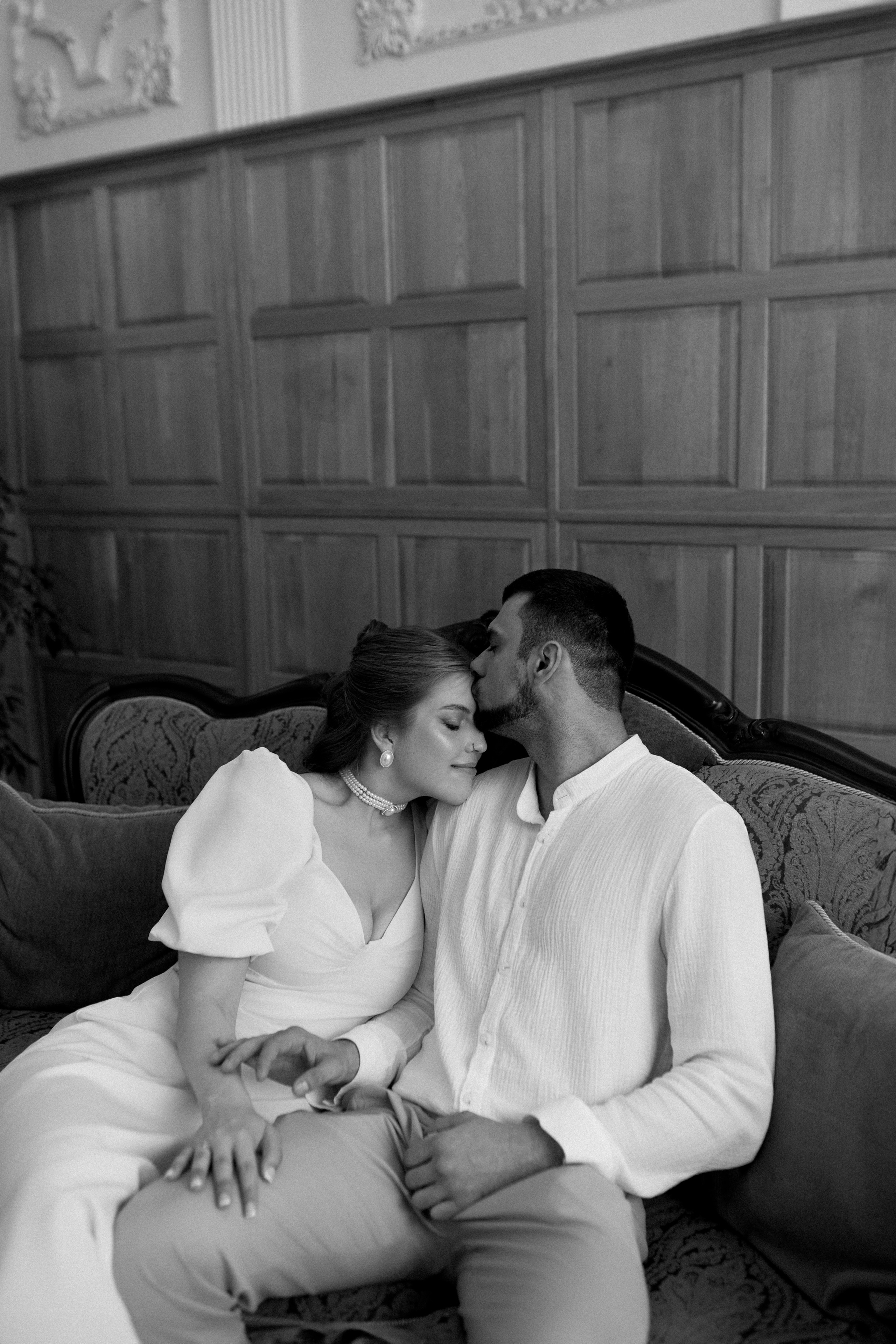 Свадебная Фотосессия в Грибоедовском загсе. Сестры Карабаза. Фотографы и ретушеры в Москве и Санкт-Петербурге