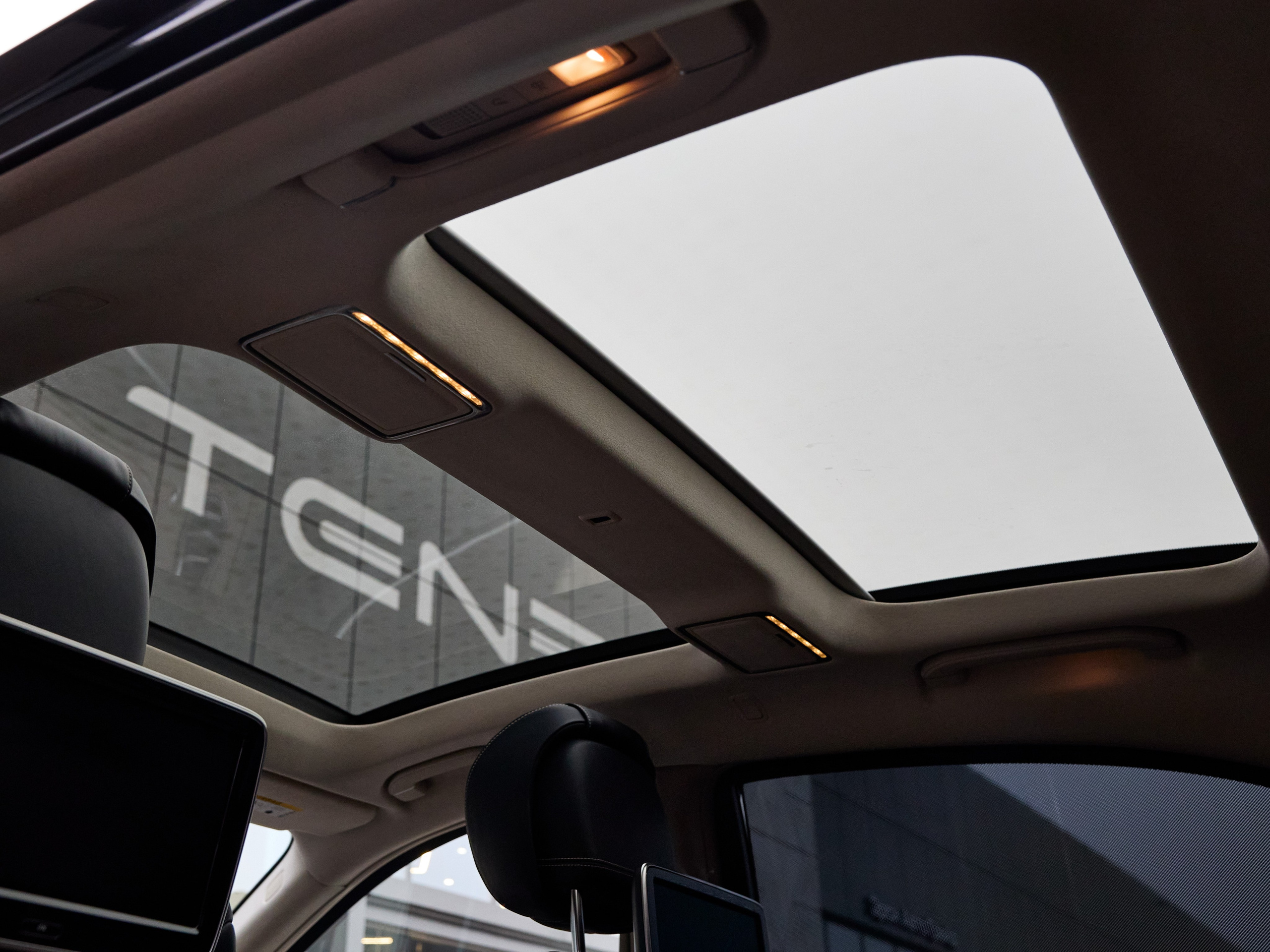 Mercedes S500. IDeAI studio