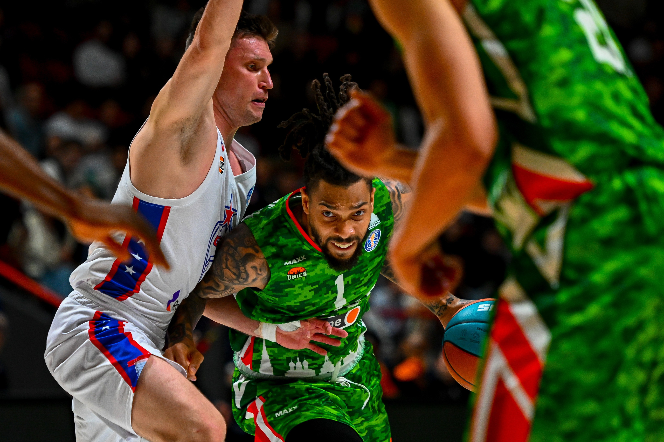 Баскетбольный фотограф. Спортивный и репортажный фотограф в Казани Вячеслав Сатонин