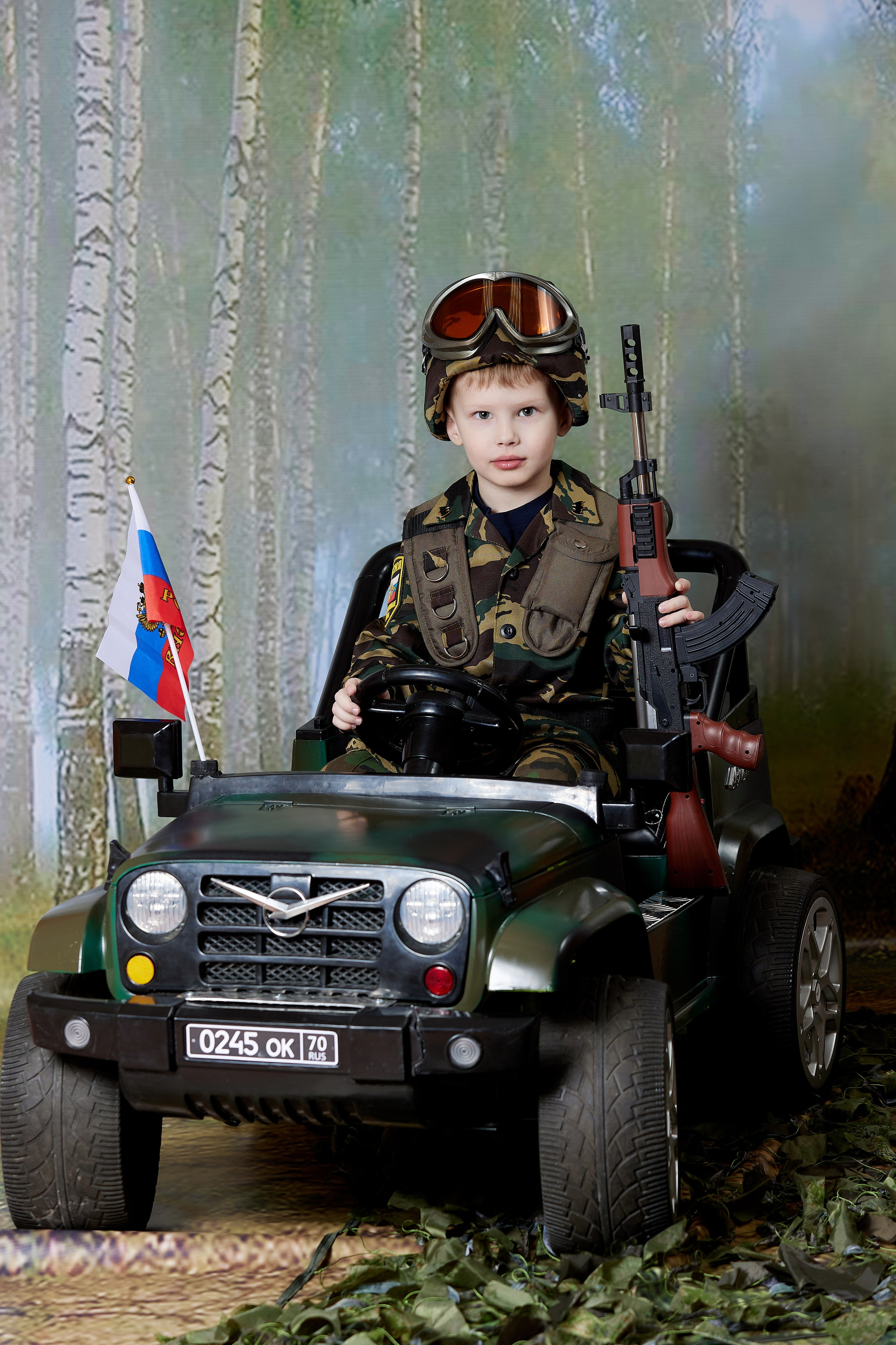 Военный автомобиль. Детская выездная фотостудия