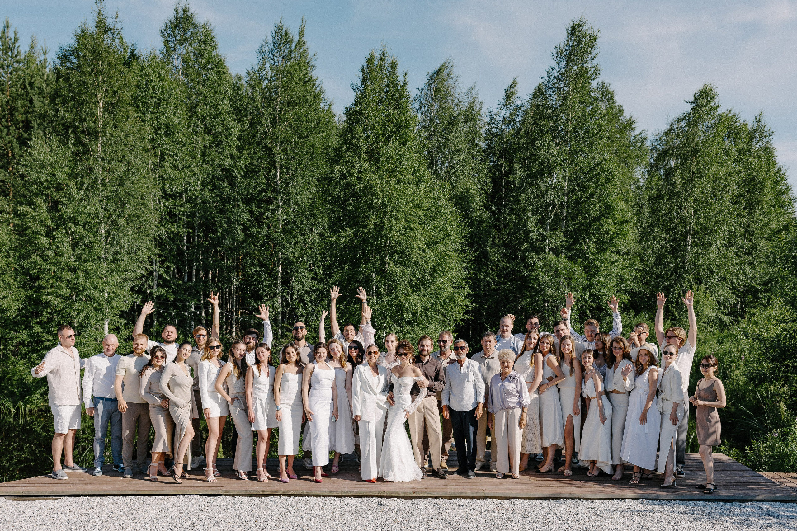 Плюс тридцать градусов на лужайке. Фотограф Андрей Куськало