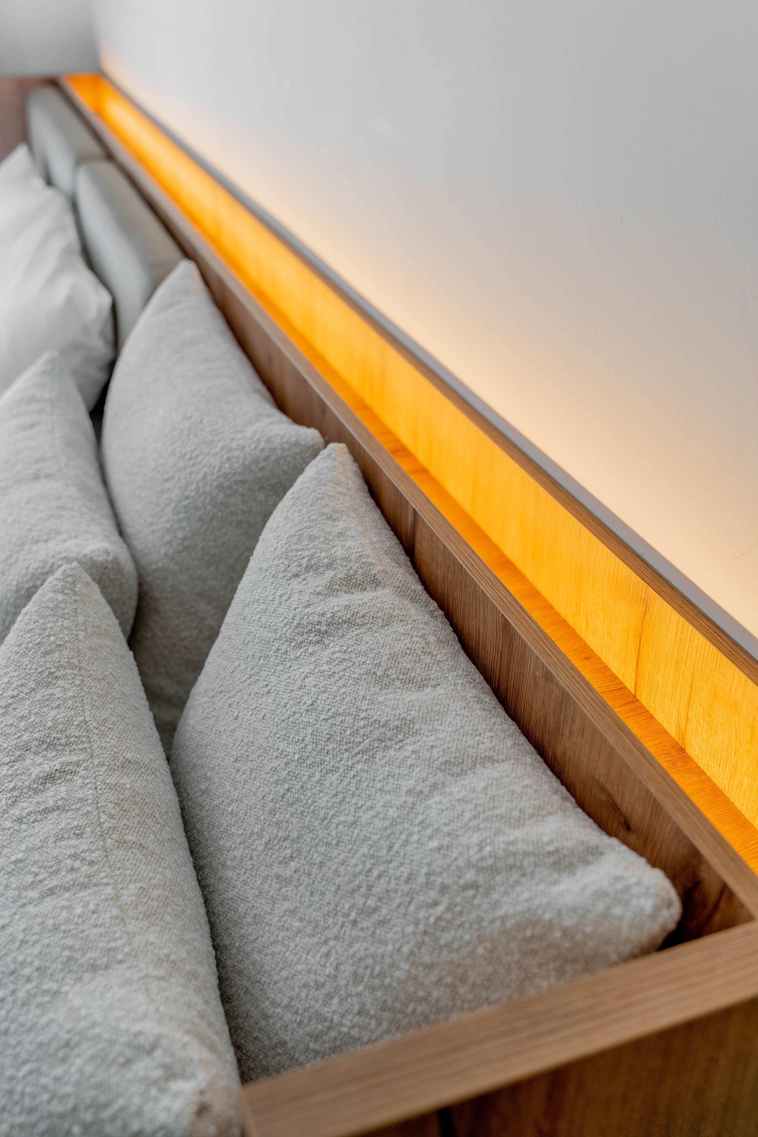 Madre interiors. Photographer Liana Sudets Serbia Kopaonik Brzece Brus