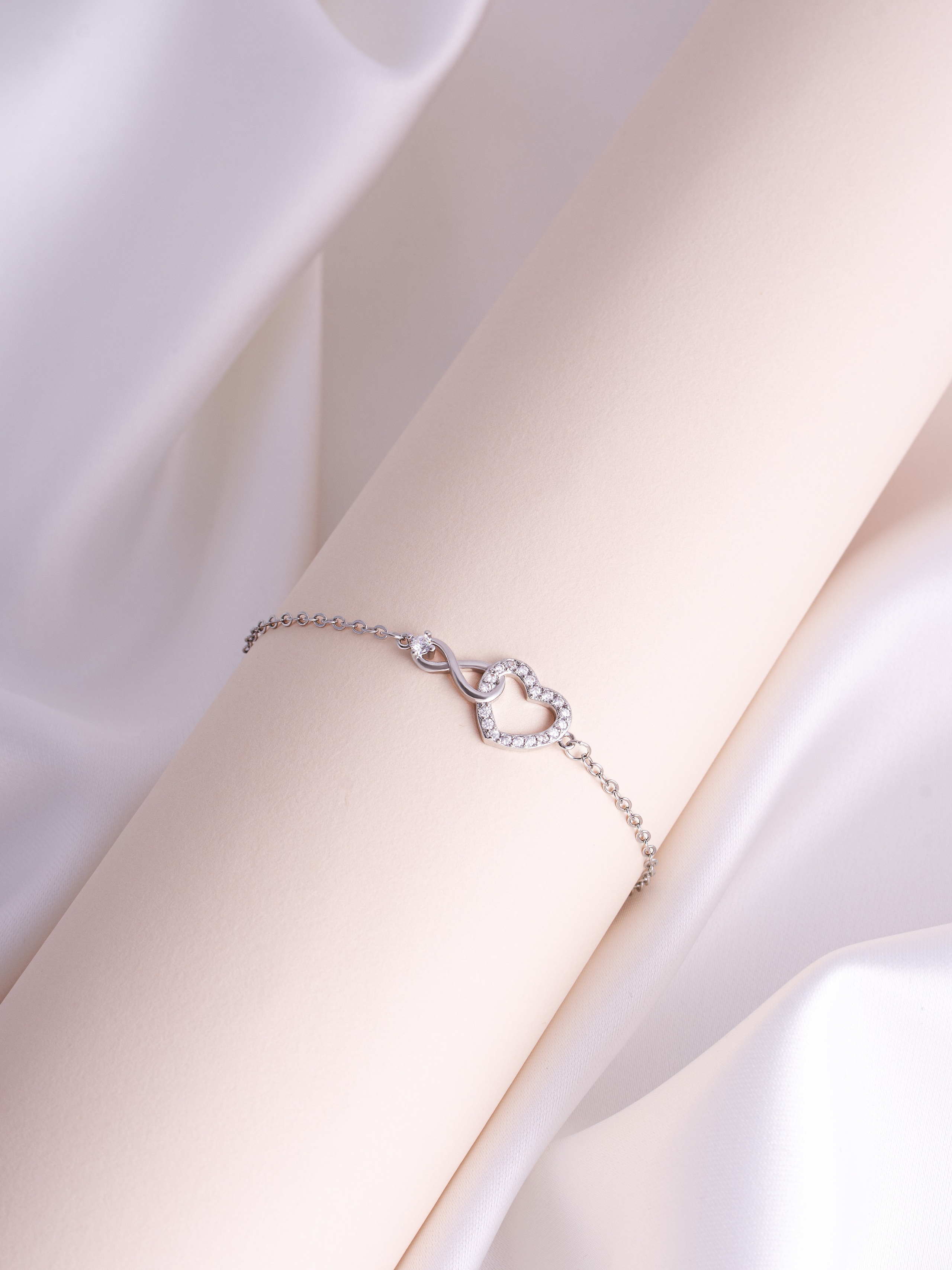 Ювелирные украшения. ПРУДМЕТНАЯ И ФУД СЪЕМКА