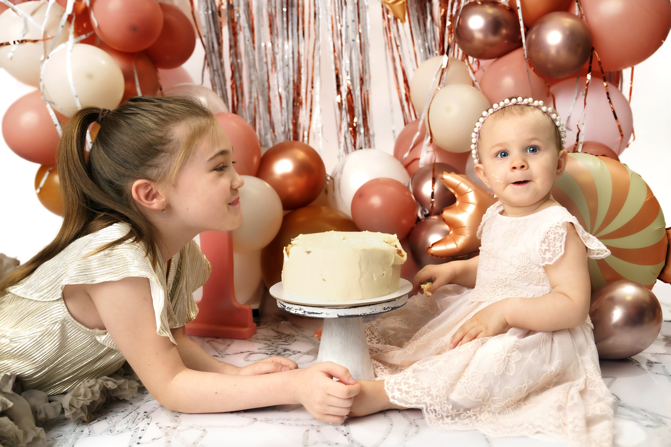 Фотосессия ГОДОВАСИЕ. Фотограф новорожденных, детей до года и беременных в Симферополе