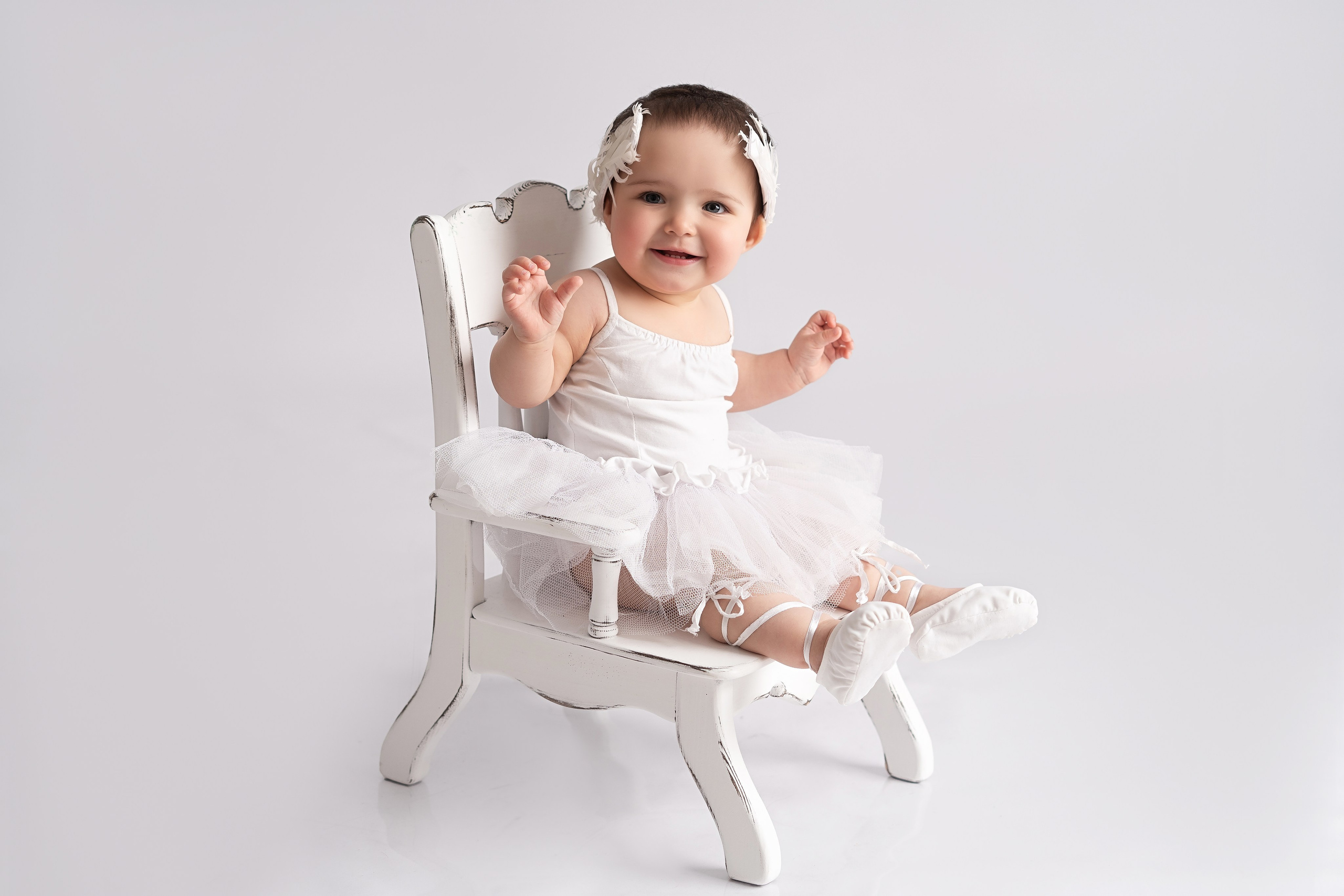 Василиса. Фотограф новорождённых в Минске. Годик под ключ