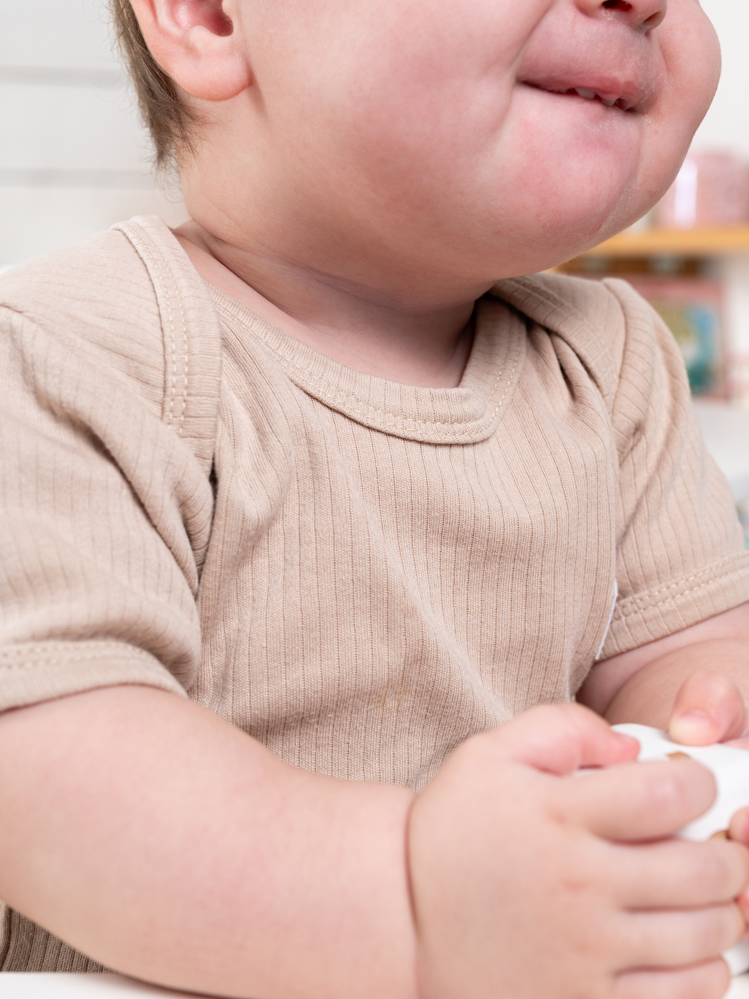 Боди детские. Предметный фотограф, фото для маркетплейсов Пятигорск, КМВ