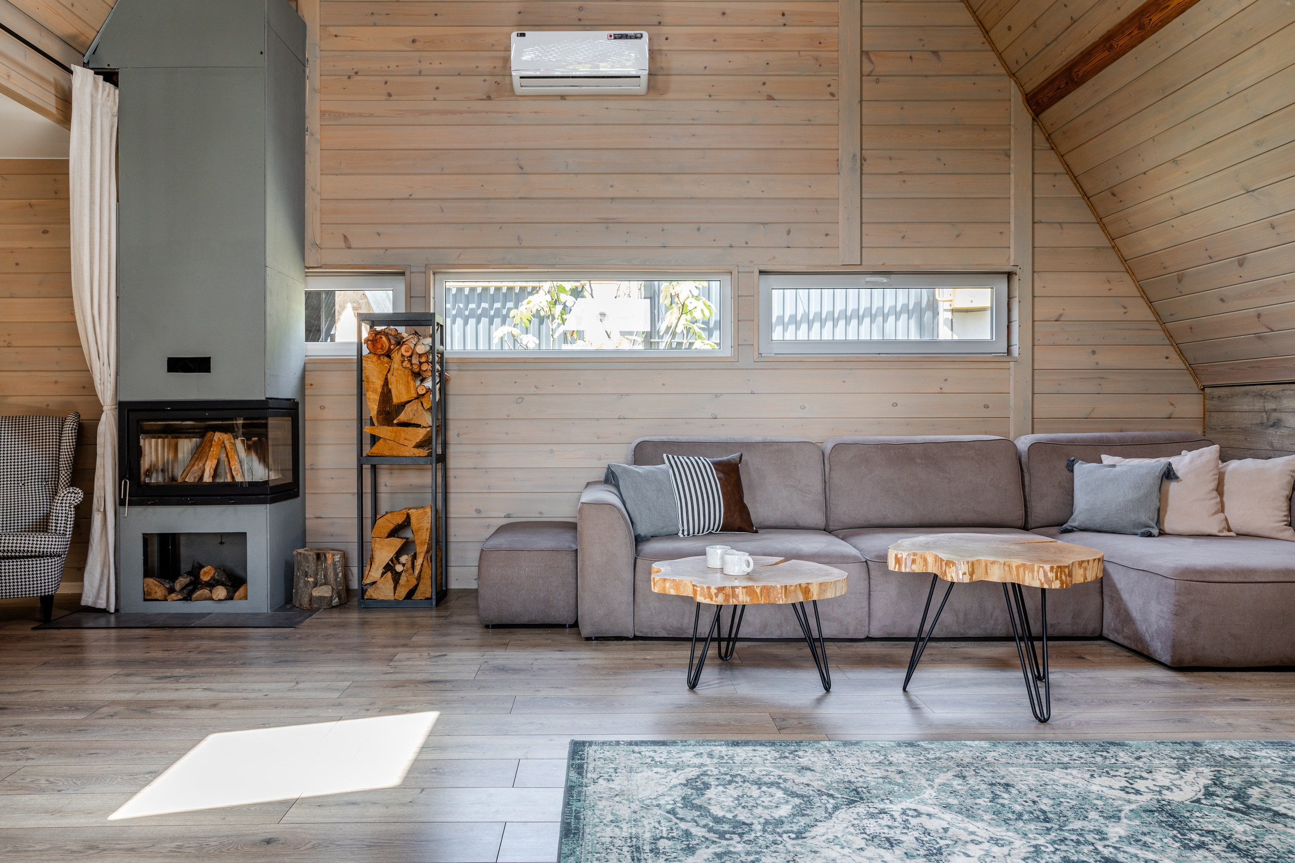 Интерьерная фотосъемка загородного дома в стиле "шалаш" в Сочи, Смурова 15. Интерьерный фотограф Москва