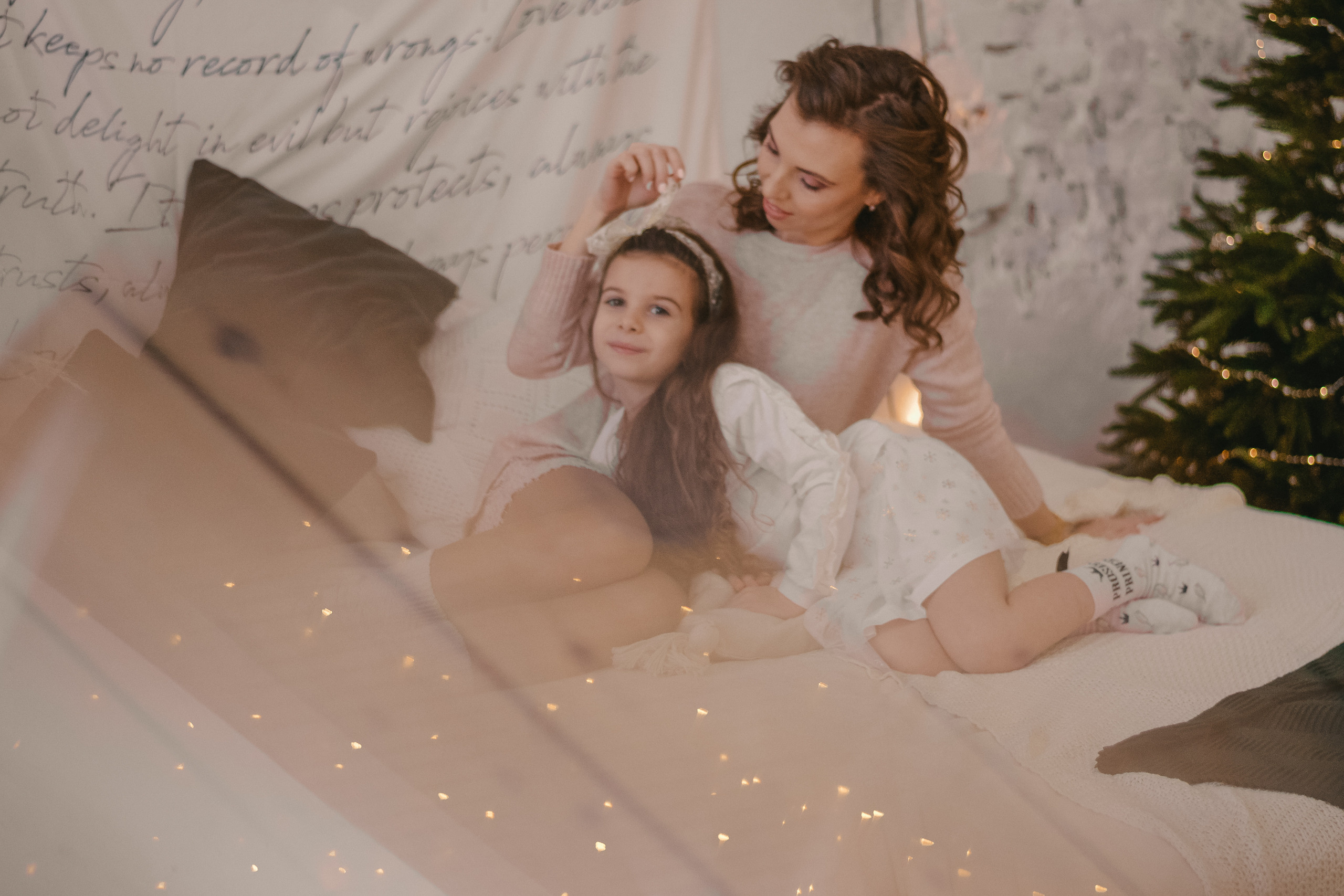 Новогодняя история Александры, Ромы и Софы. Семейный и женский фотограф в Краснодаре Анастасия Приймак