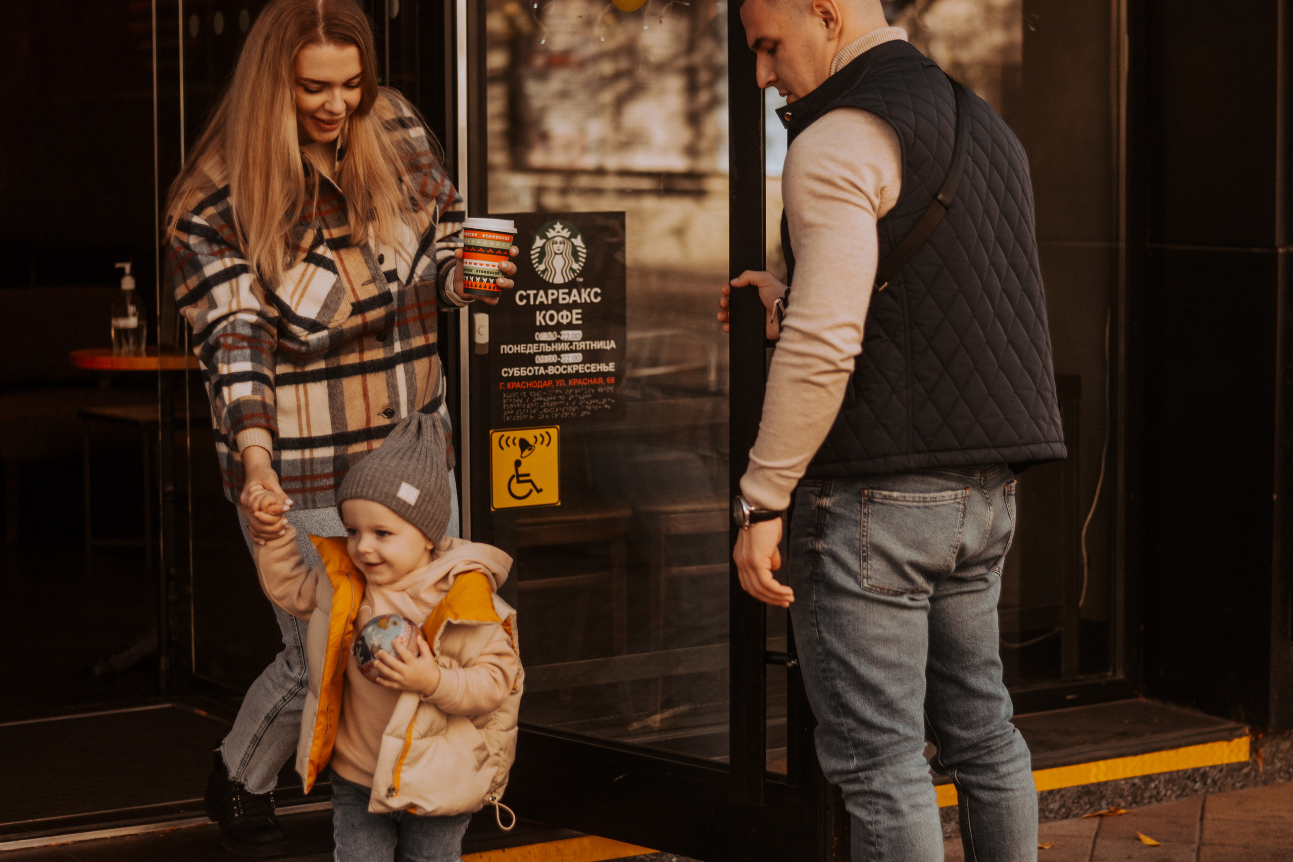 Семейная фотосессия в Краснодаре фотограф Анастасия Приймак. Семейный и женский фотограф в Краснодаре Анастасия Приймак