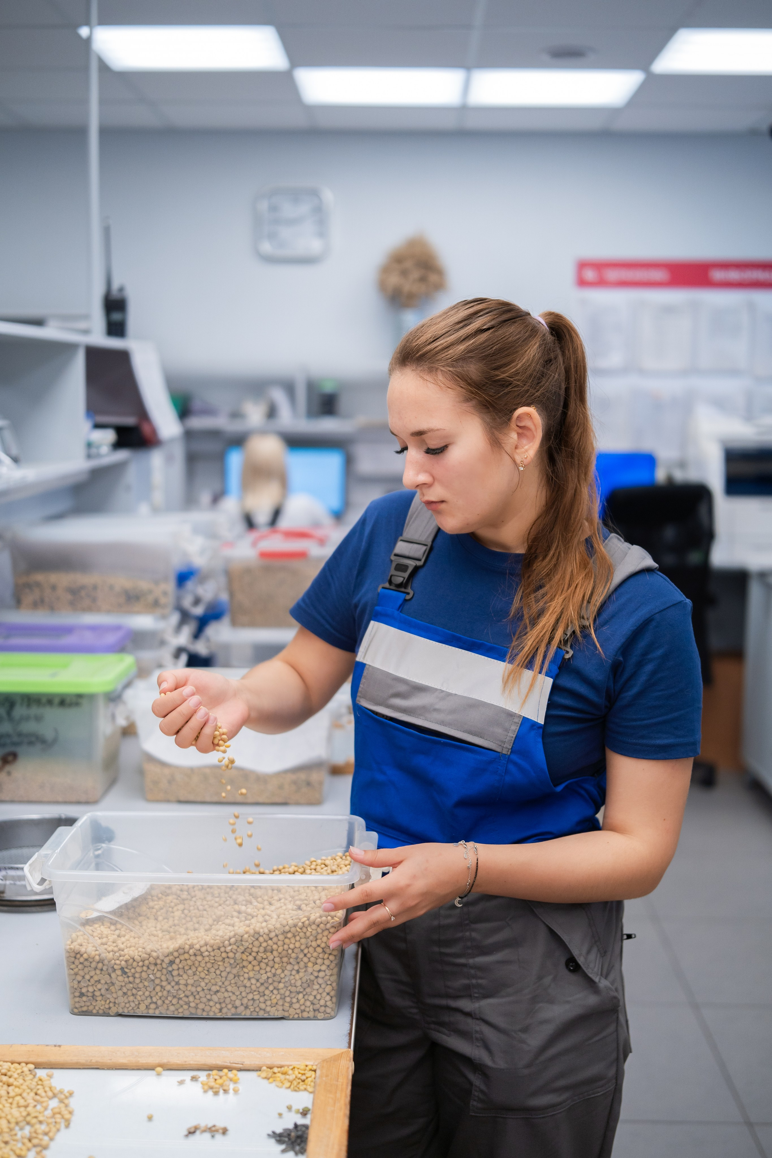Сотрудник на заводе МЭЗ. Черкизово, Елец. Переработка масла