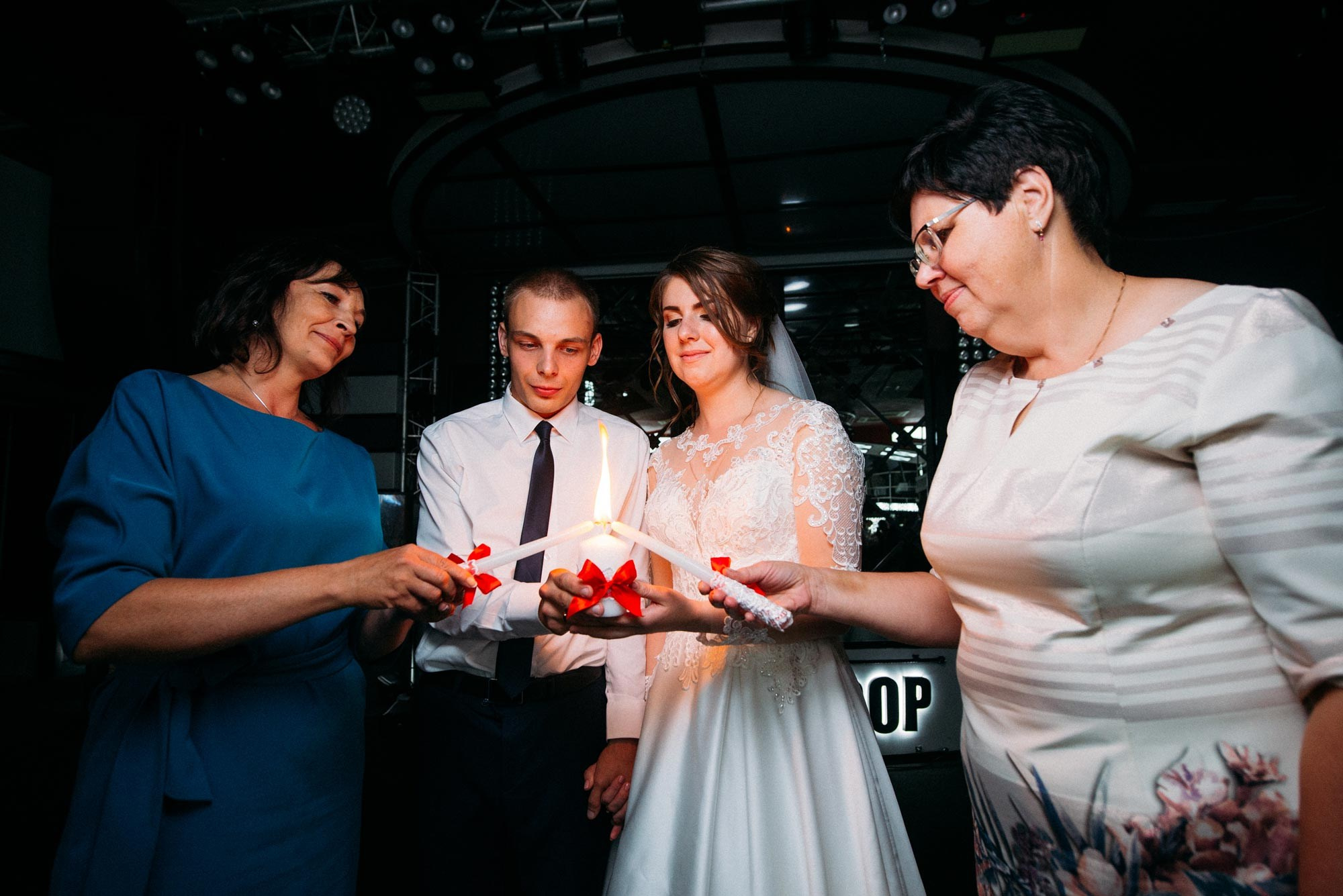 Свадебный фотограф в Иваново Александр Кондаков | Живые эмоции. Фотограф для маркетплейсов в Иваново | Съемки одежды и белья