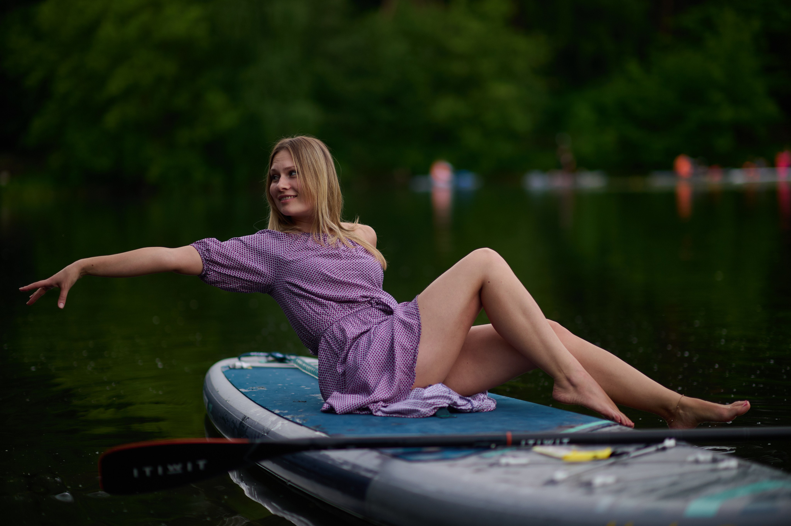 Катя. Фотосъемки на сапах, Москва. Сплавы на сапах