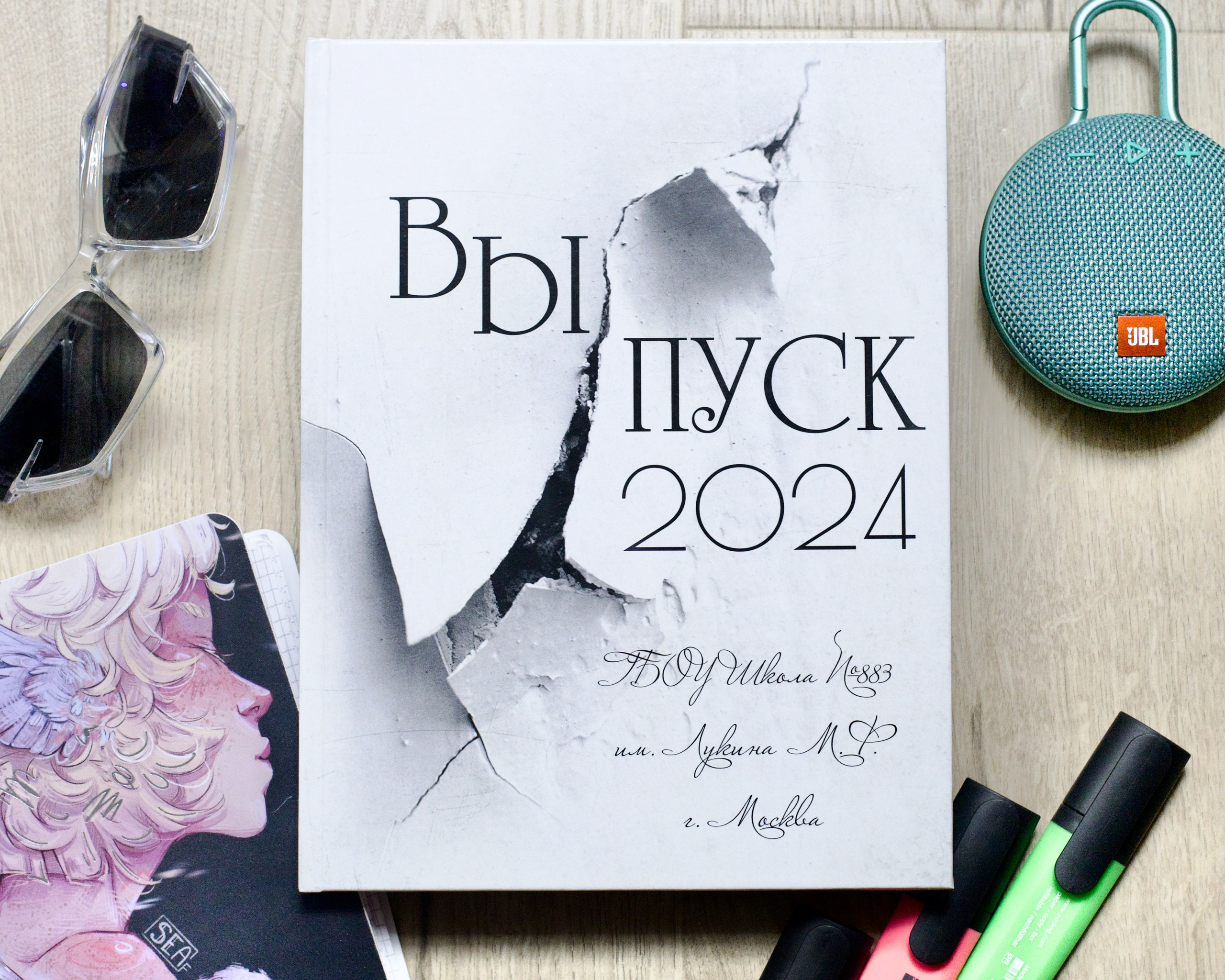 9 класс. Выпускной альбом. Школьные выпускные альбомы в Москве Марина Николаева
